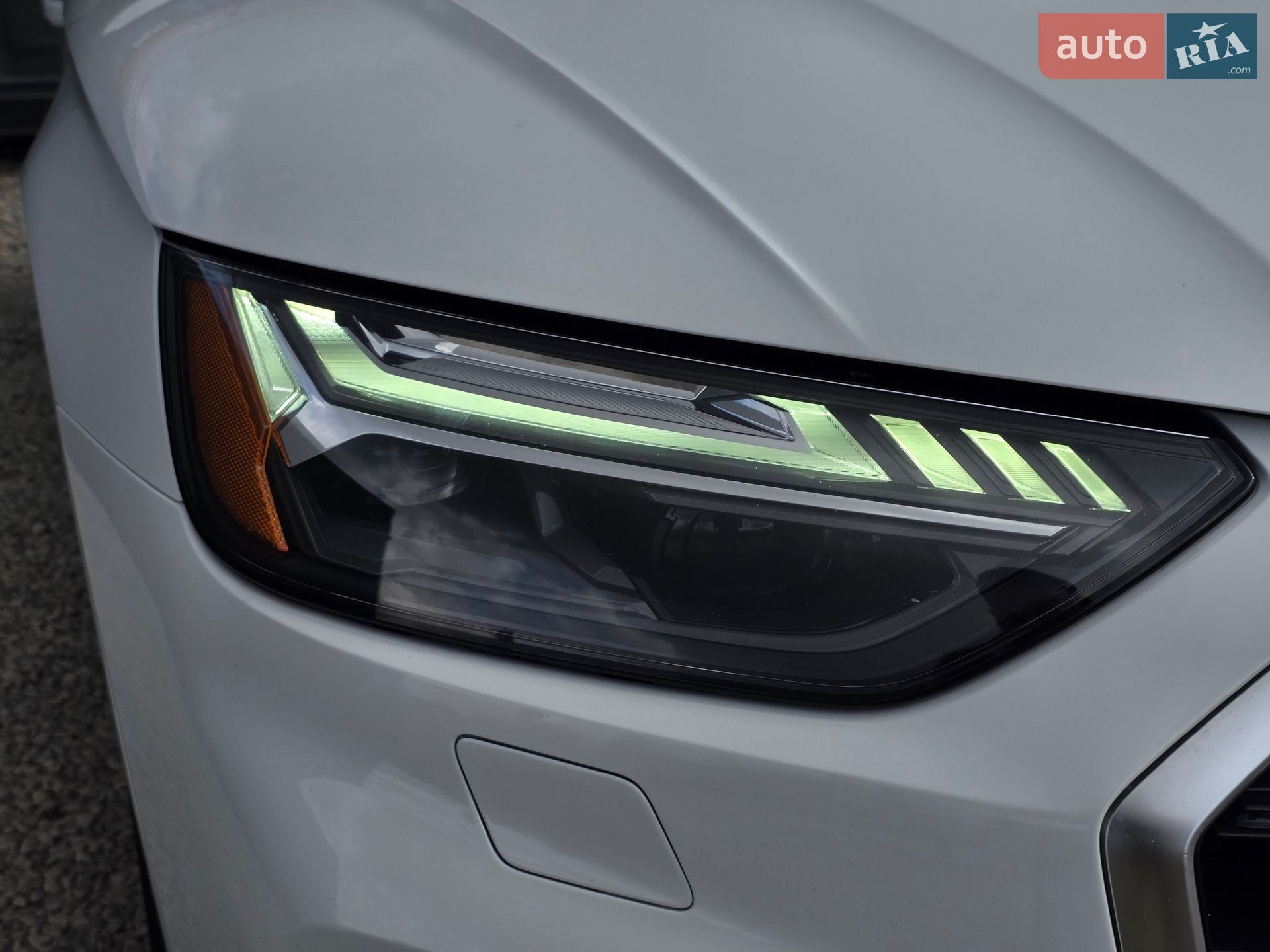 Audi Q5 2020 VIN WA1F2AFY9M2046955 фото оголошення 12 з 46