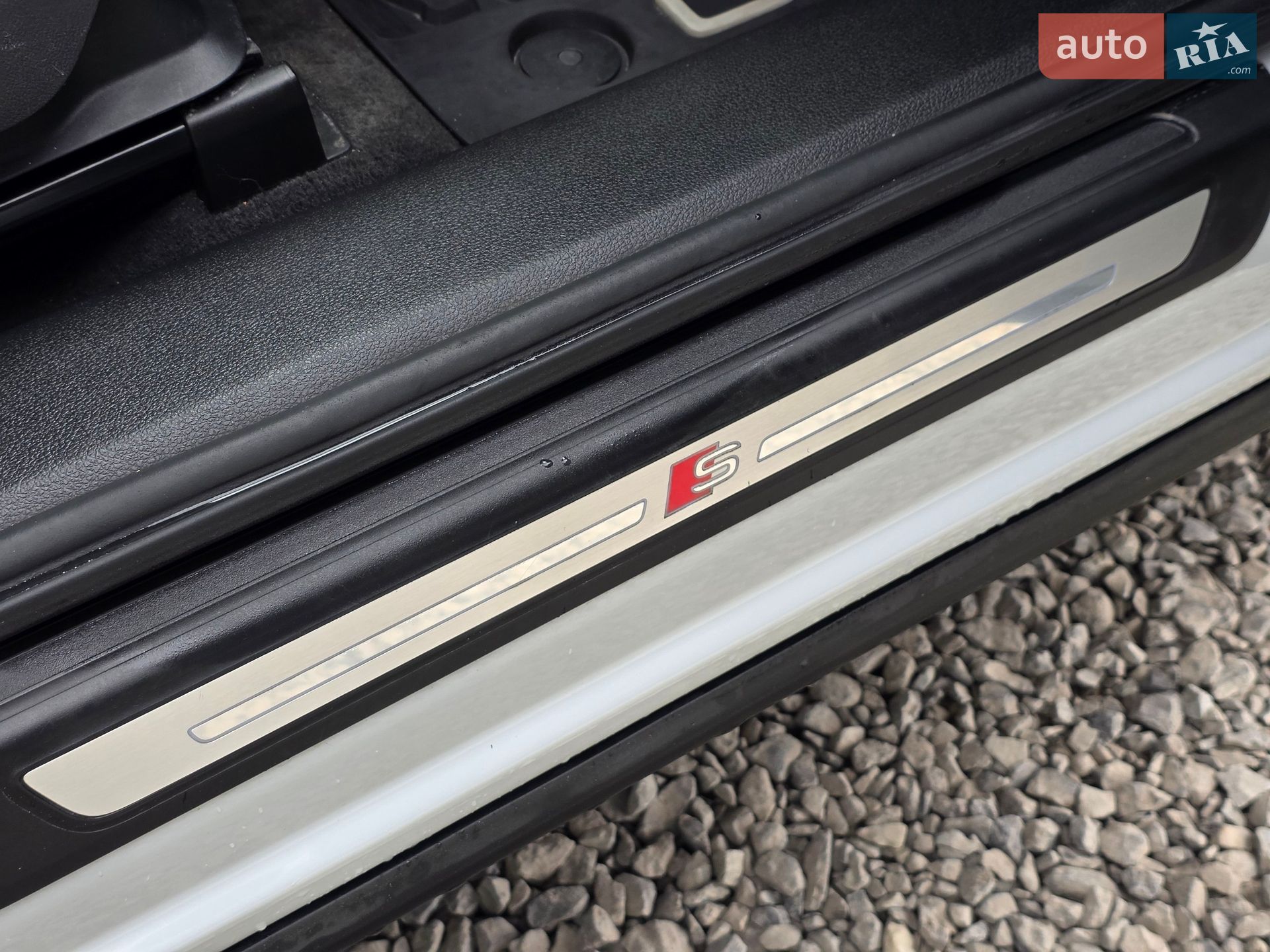 Audi Q5 2020 VIN WA1F2AFY9M2046955 фото оголошення 18 з 46