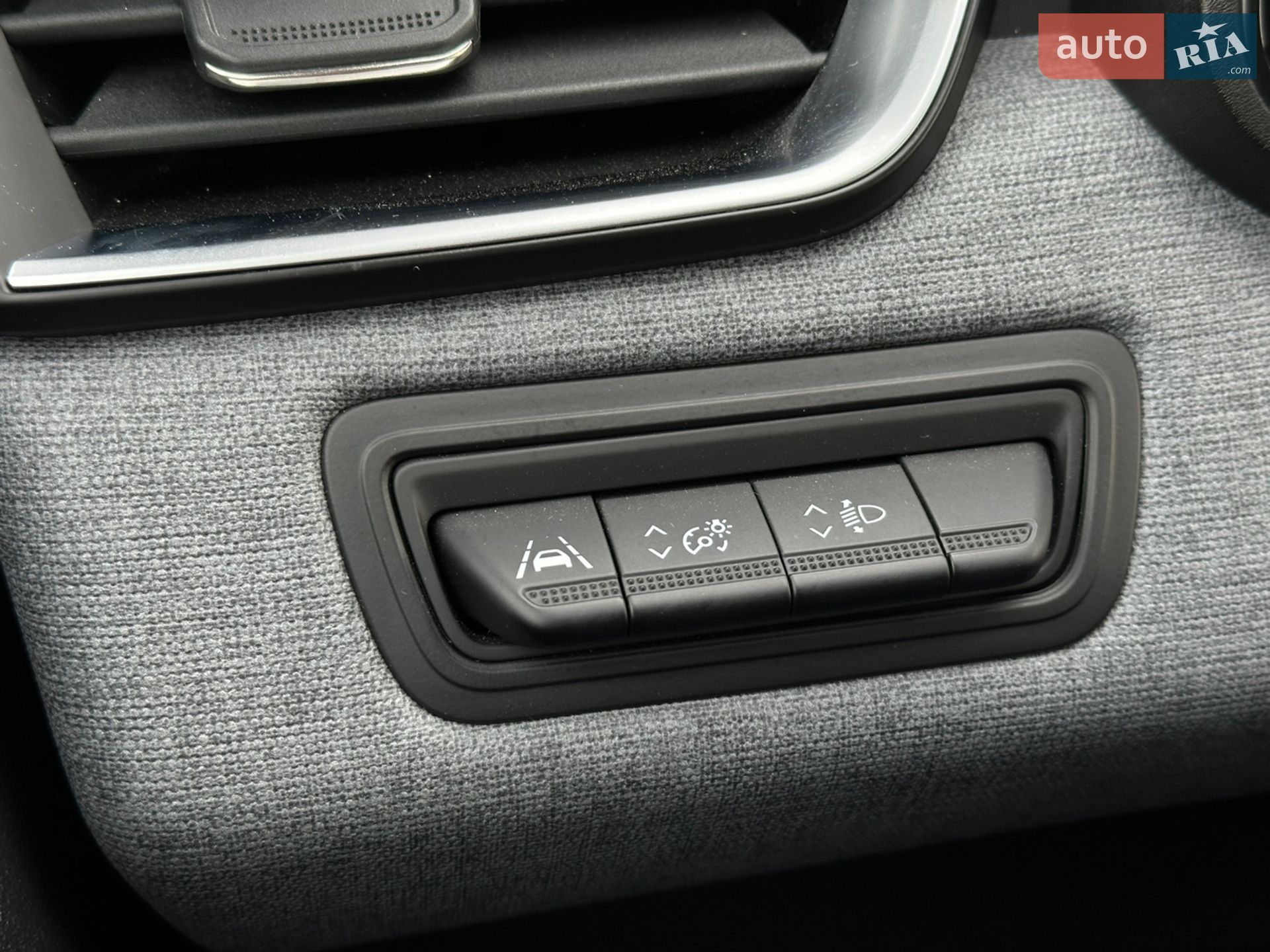 Renault Clio 2024 VIN VF1RJA00272619058 фото оголошення 23 з 28