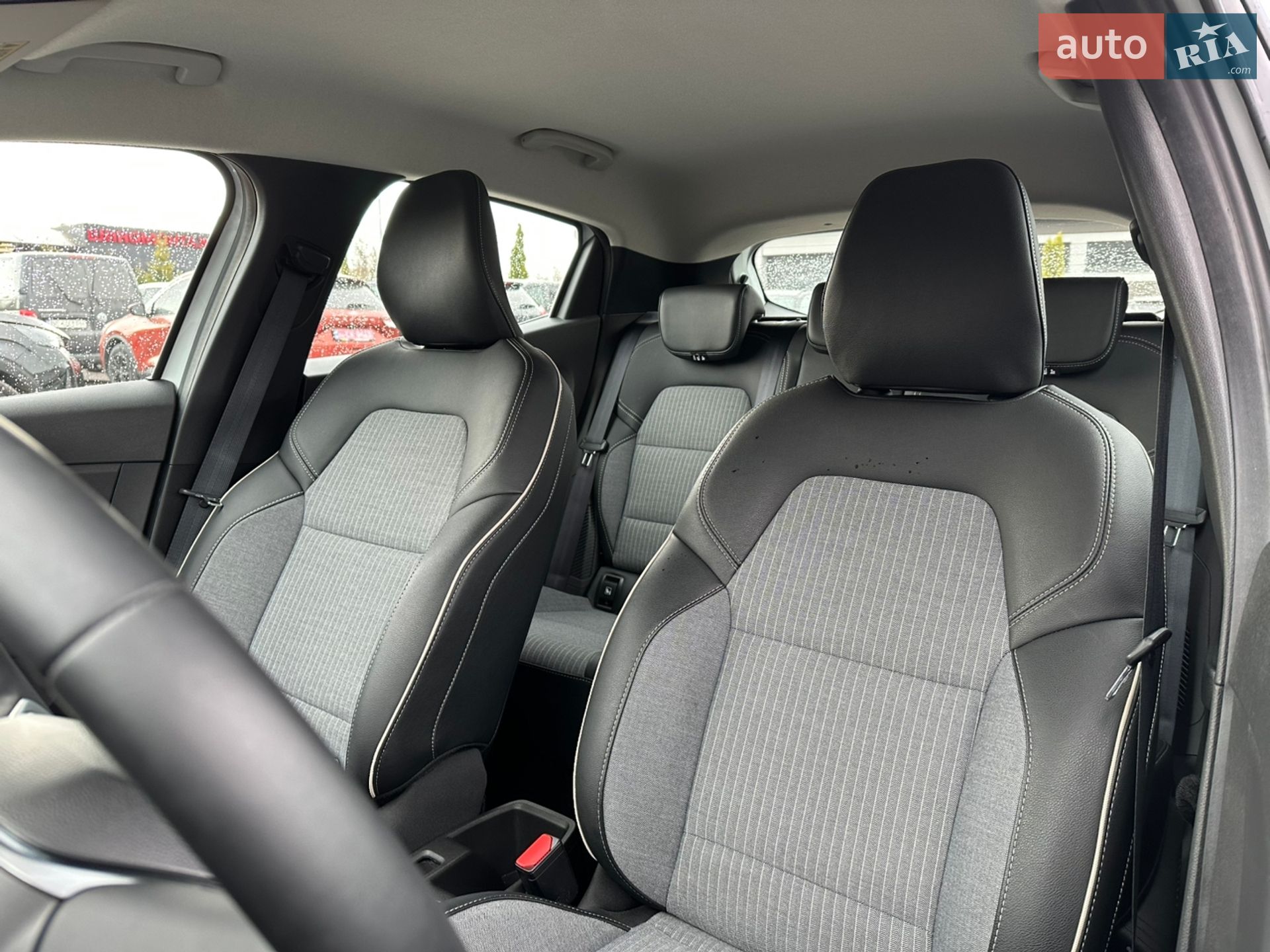 Renault Clio 2024 VIN VF1RJA00272619058 фото оголошення 24 з 28
