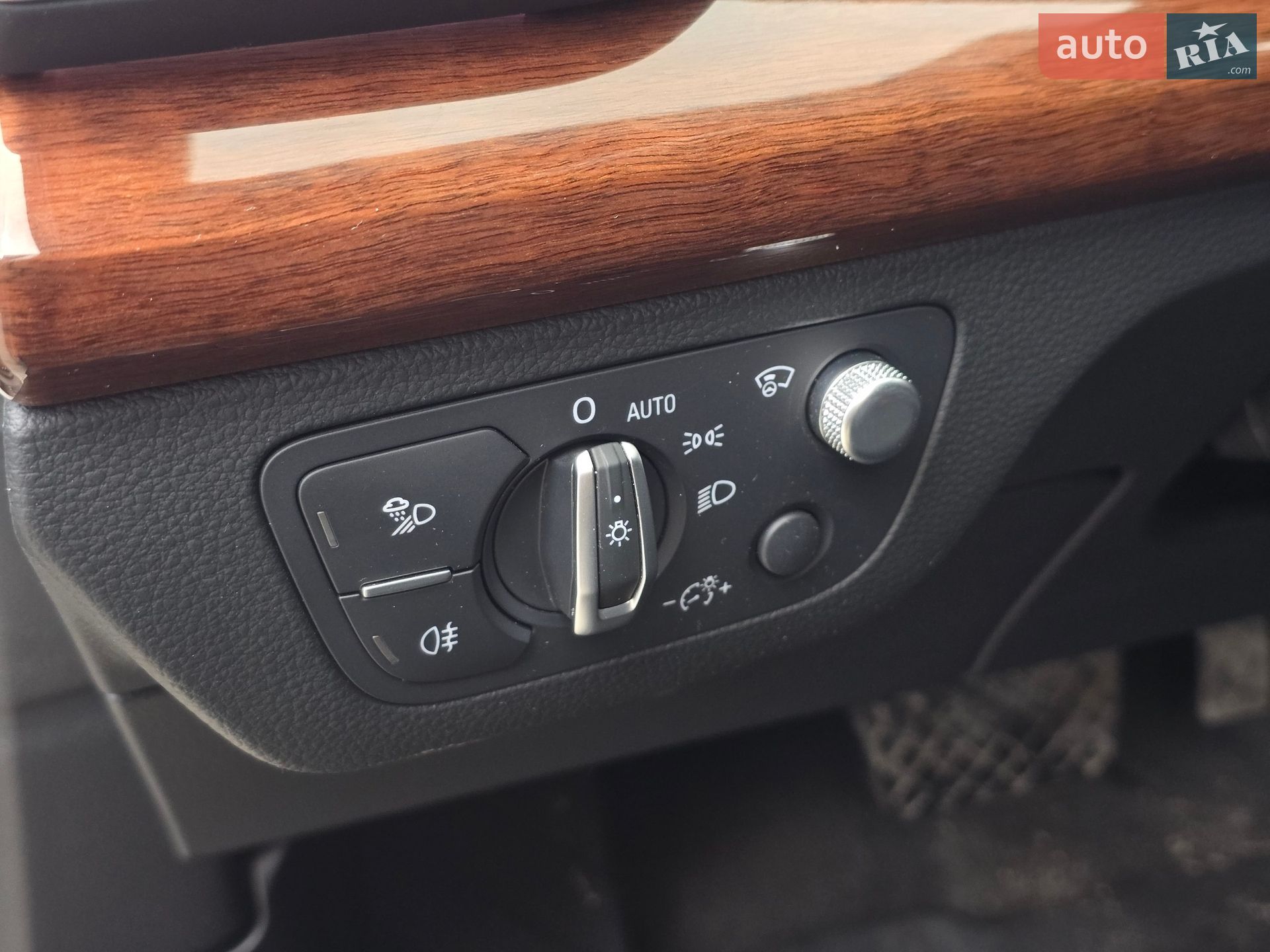 Audi Q5 2020 VIN WA1F2AFY9M2046955 фото оголошення 33 з 46