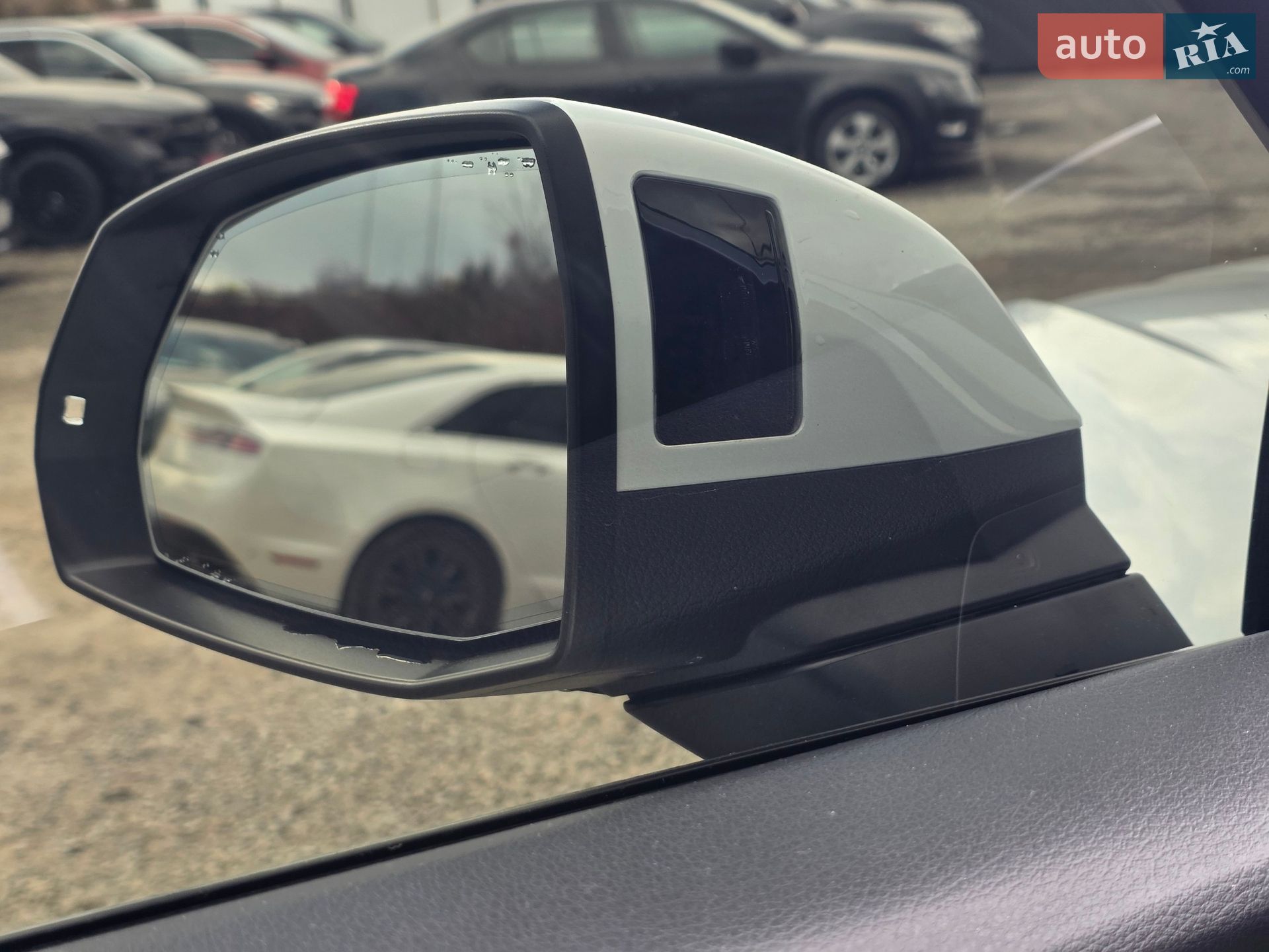 Audi Q5 2020 VIN WA1F2AFY9M2046955 фото оголошення 37 з 46