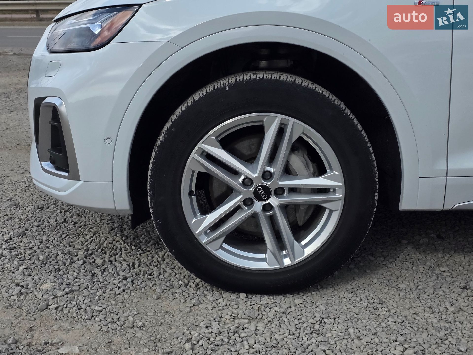 Audi Q5 2020 VIN WA1F2AFY9M2046955 фото оголошення 45 з 46