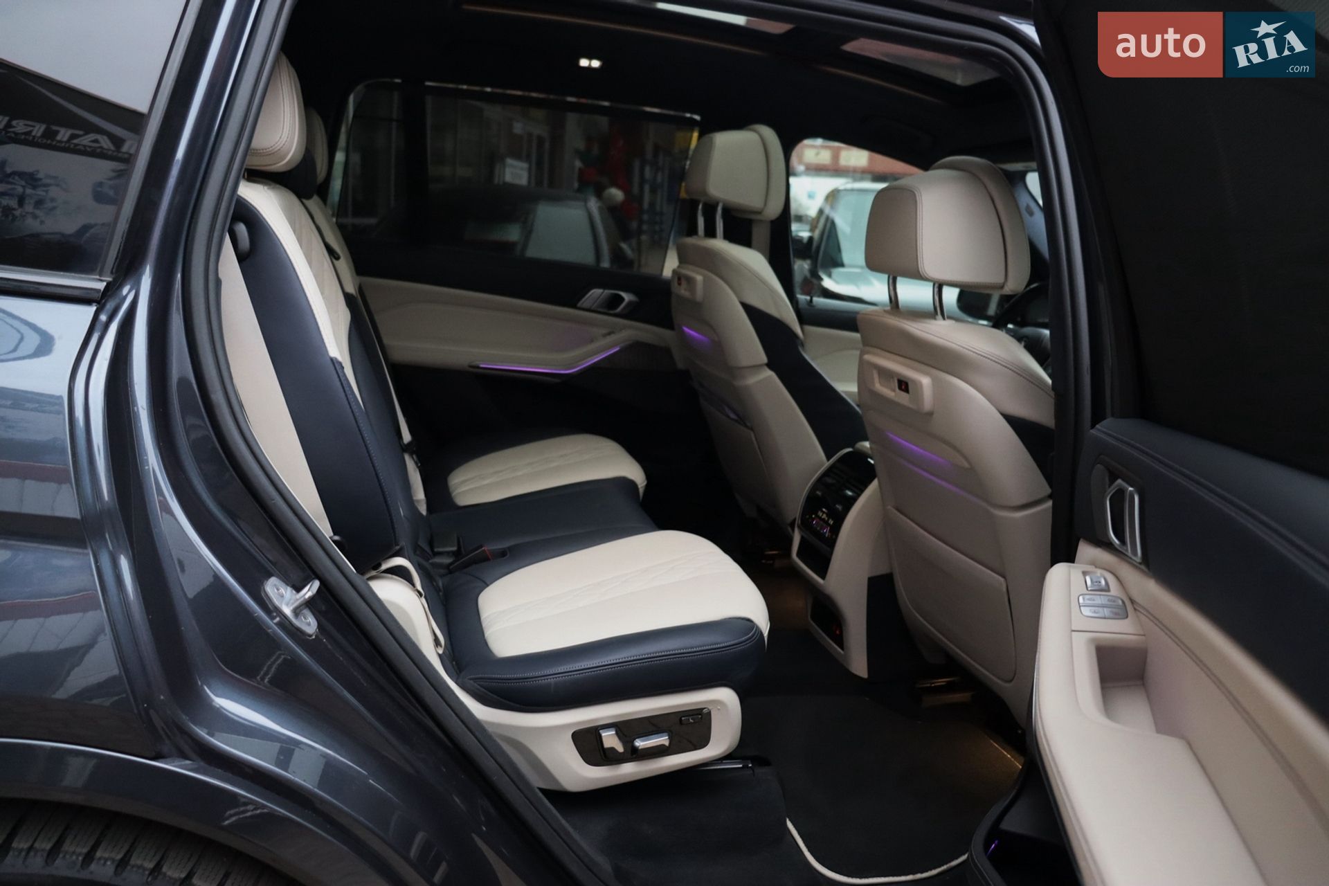 BMW X7 2019 VIN 5UXCX4C51KLB39757 фото оголошення 39 з 46