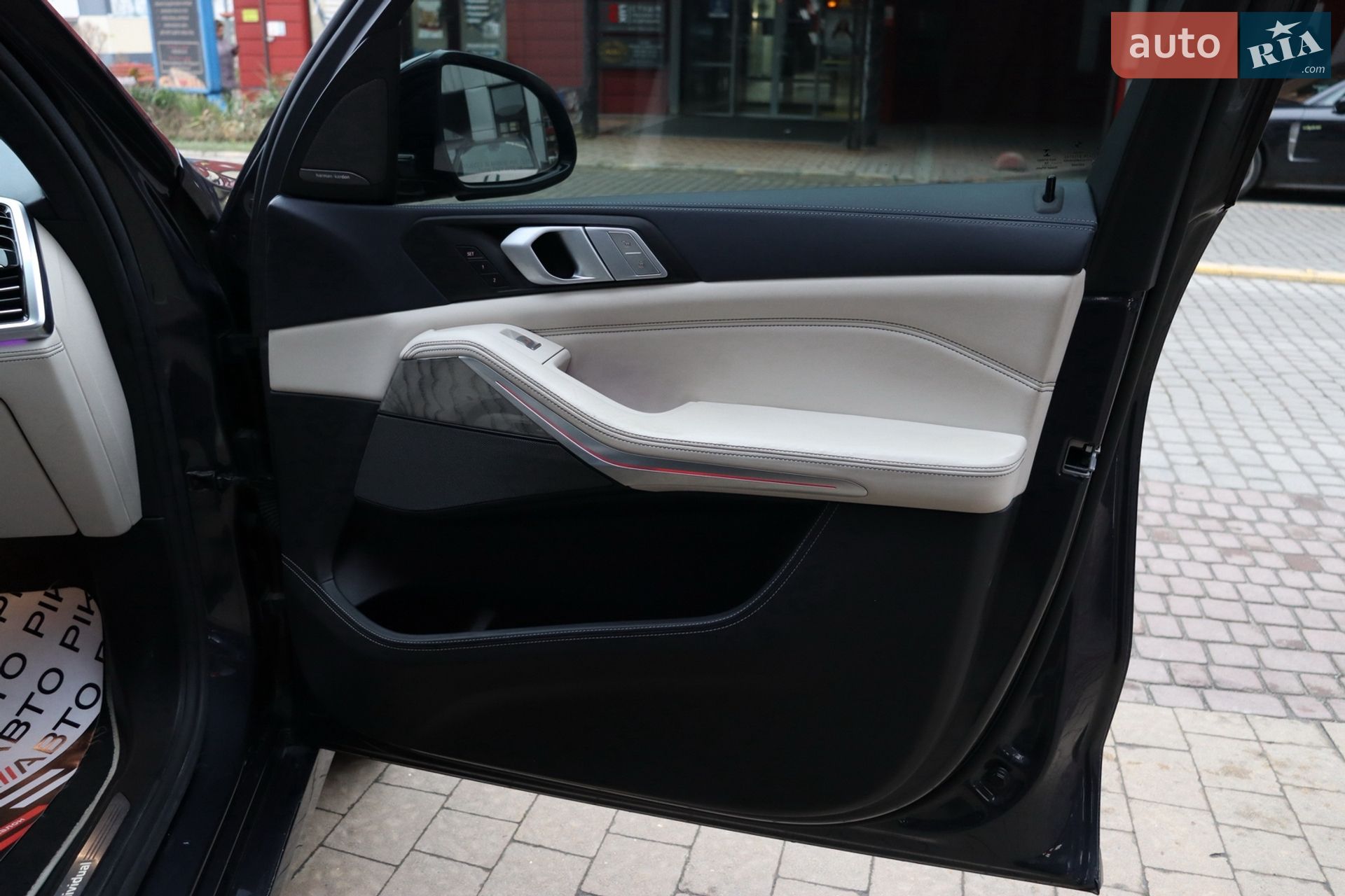BMW X7 2019 VIN 5UXCX4C51KLB39757 фото оголошення 43 з 46