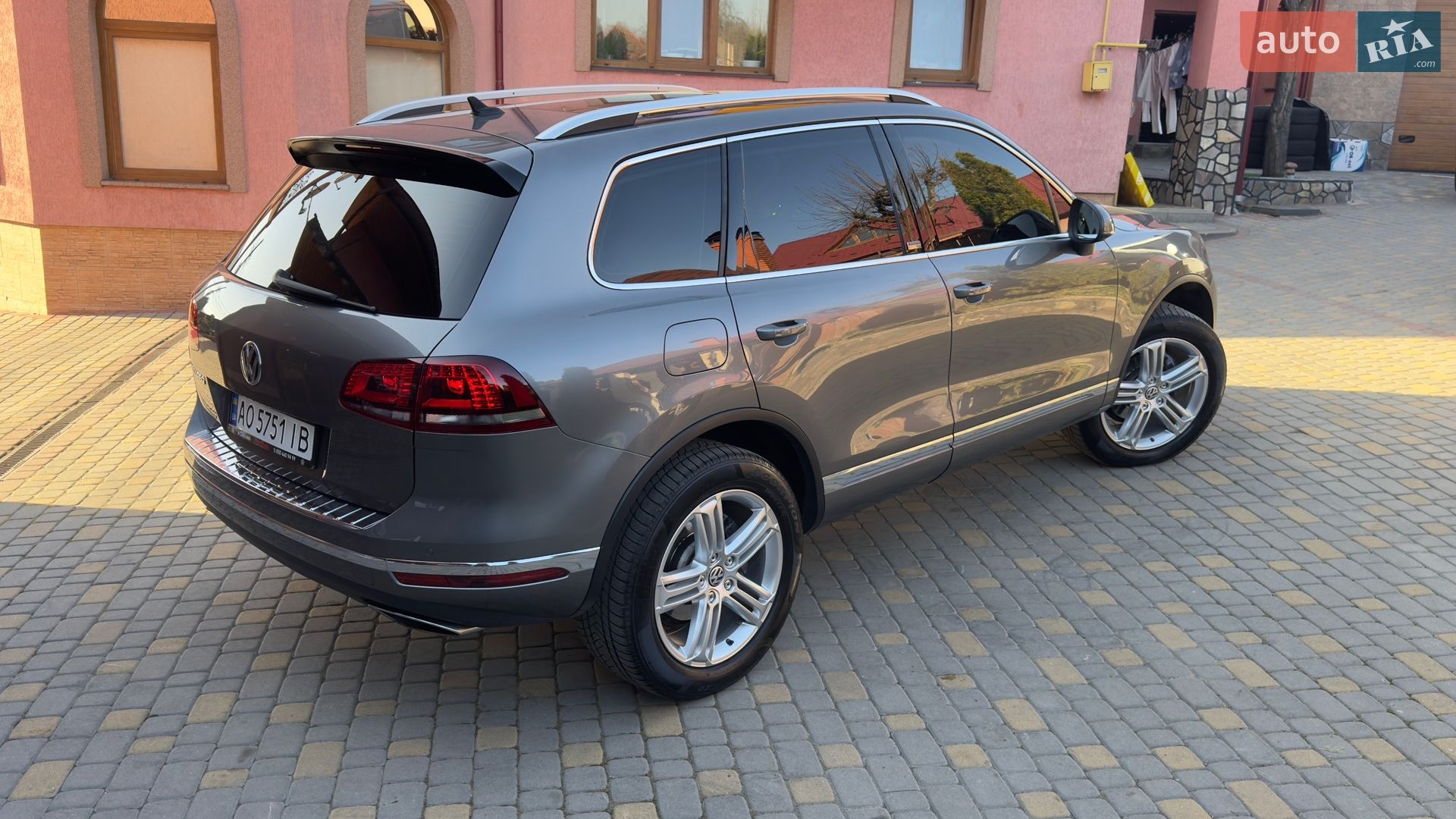 Volkswagen Touareg 2016 VIN WVGZZZ7PZHD017616 фото оголошення 16 з 135