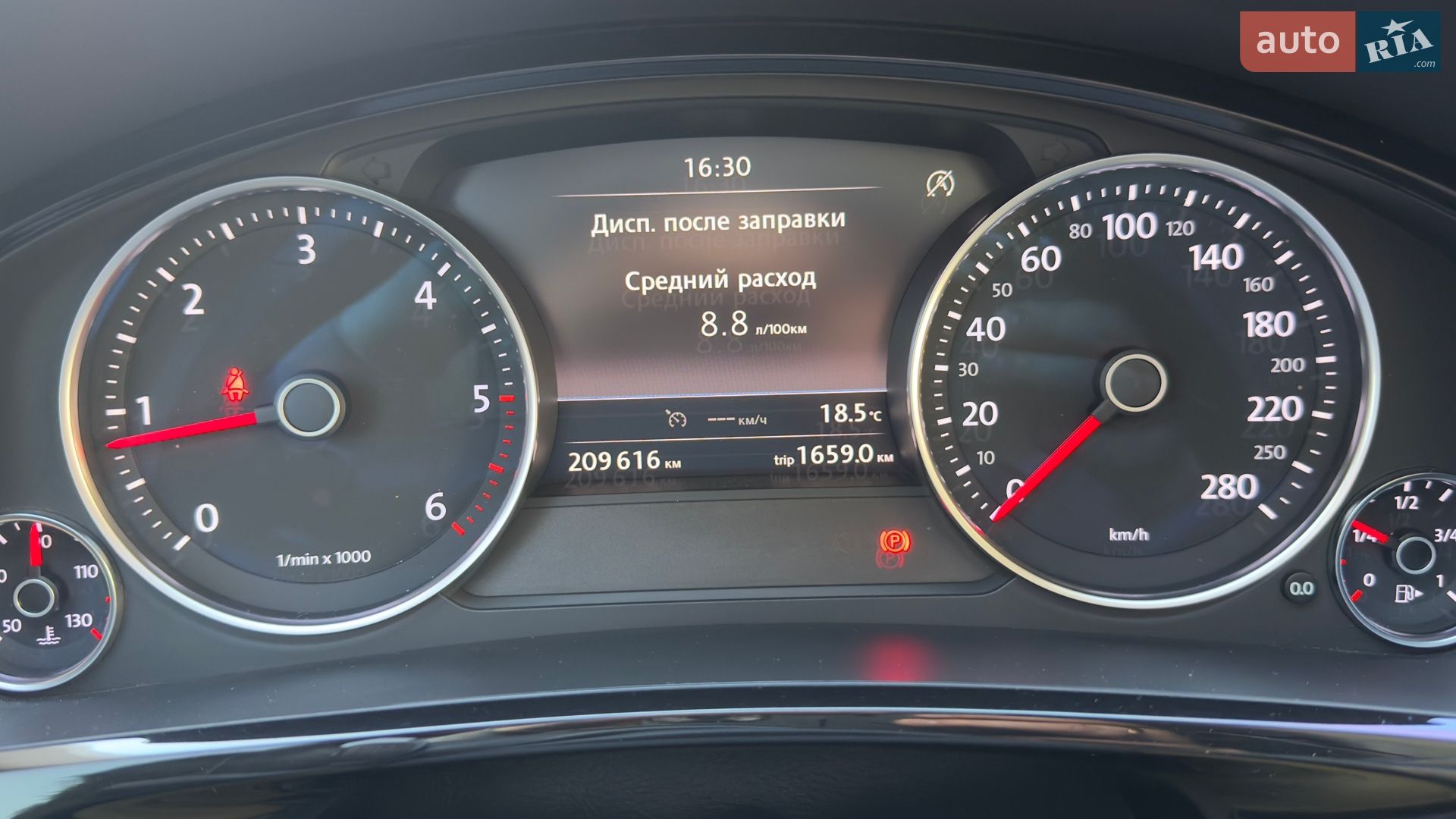 Volkswagen Touareg 2016 VIN WVGZZZ7PZHD017616 фото оголошення 61 з 135