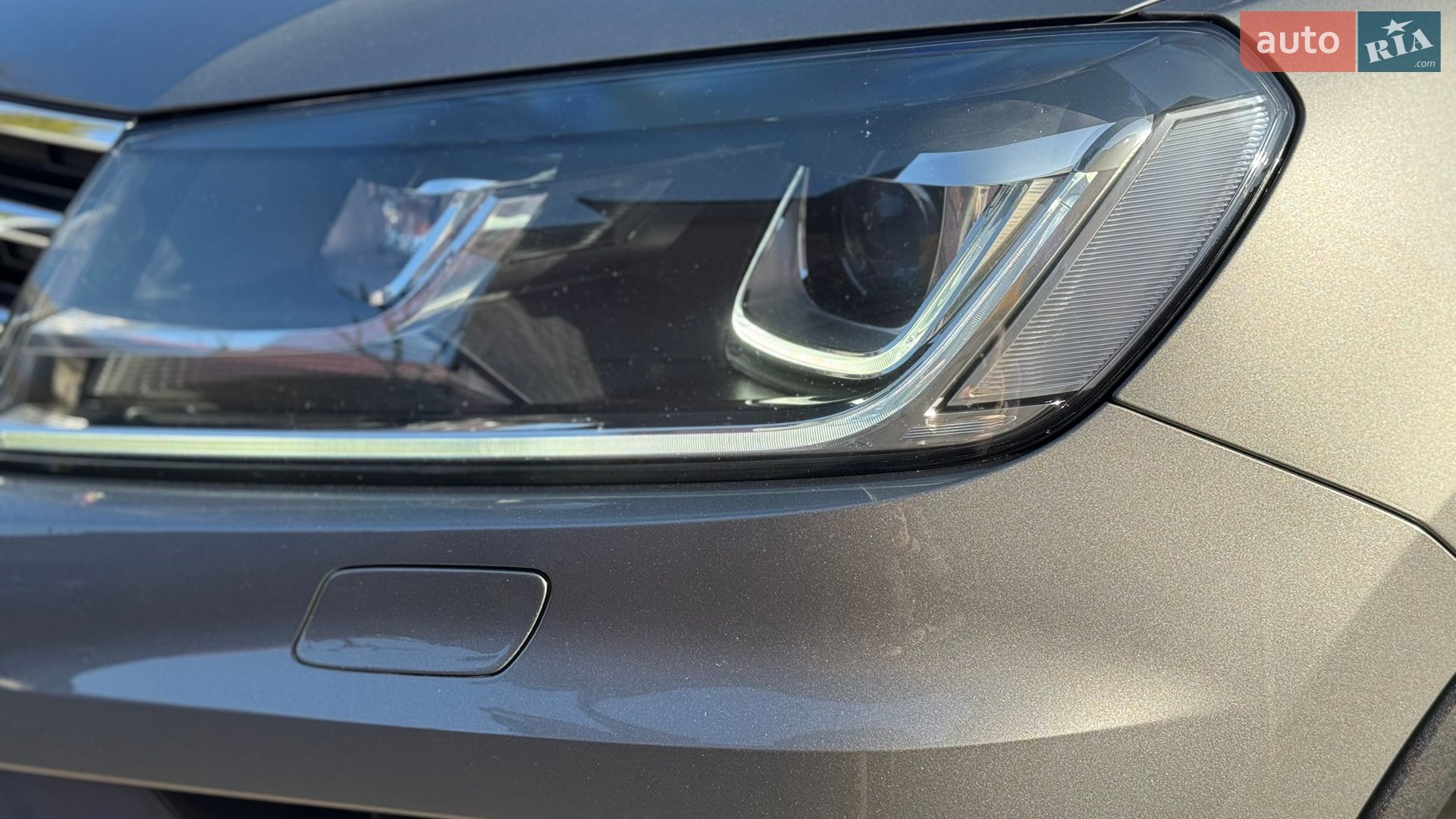 Volkswagen Touareg 2016 VIN WVGZZZ7PZHD017616 фото оголошення 63 з 135