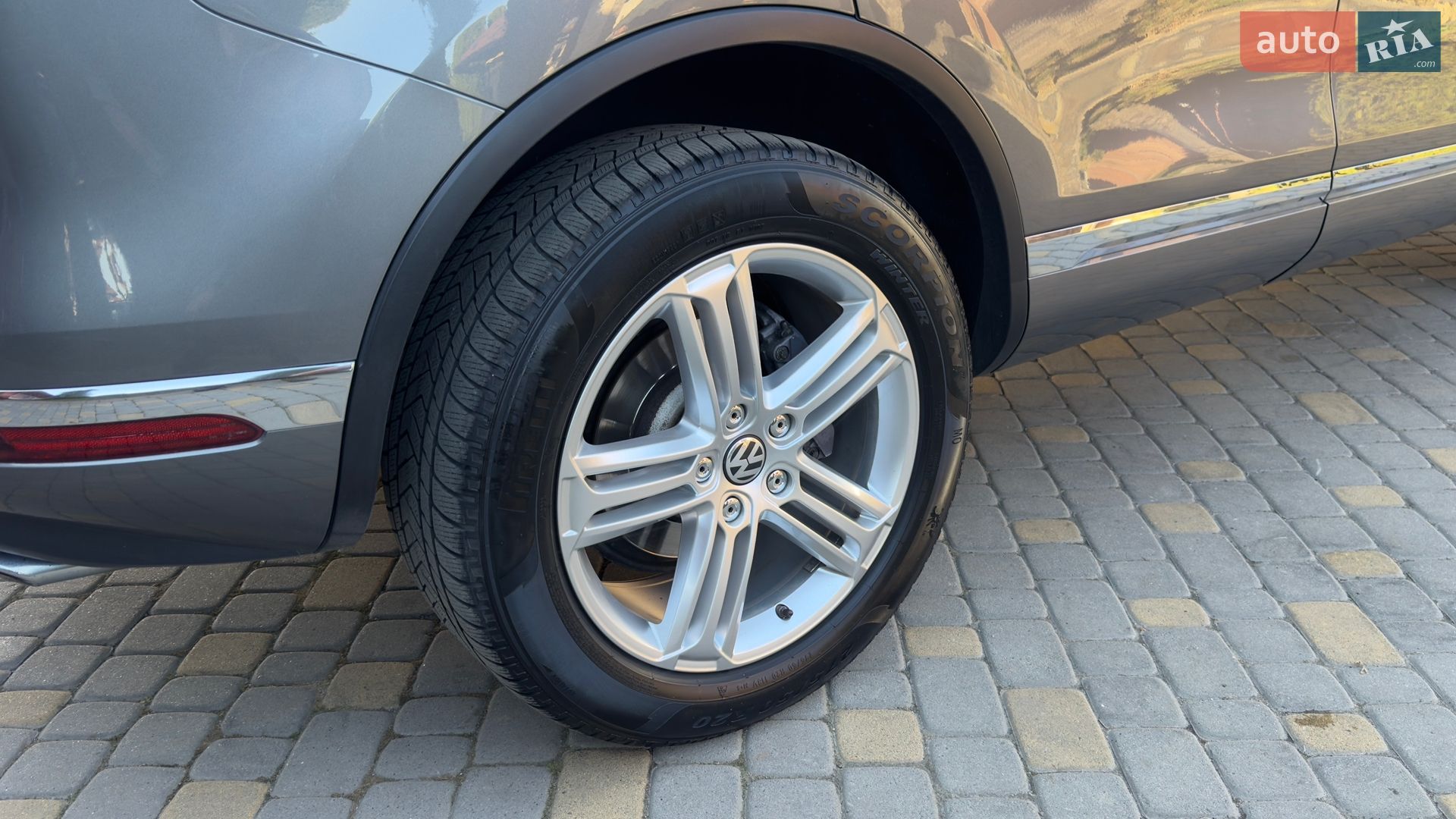 Volkswagen Touareg 2016 VIN WVGZZZ7PZHD017616 фото оголошення 74 з 135