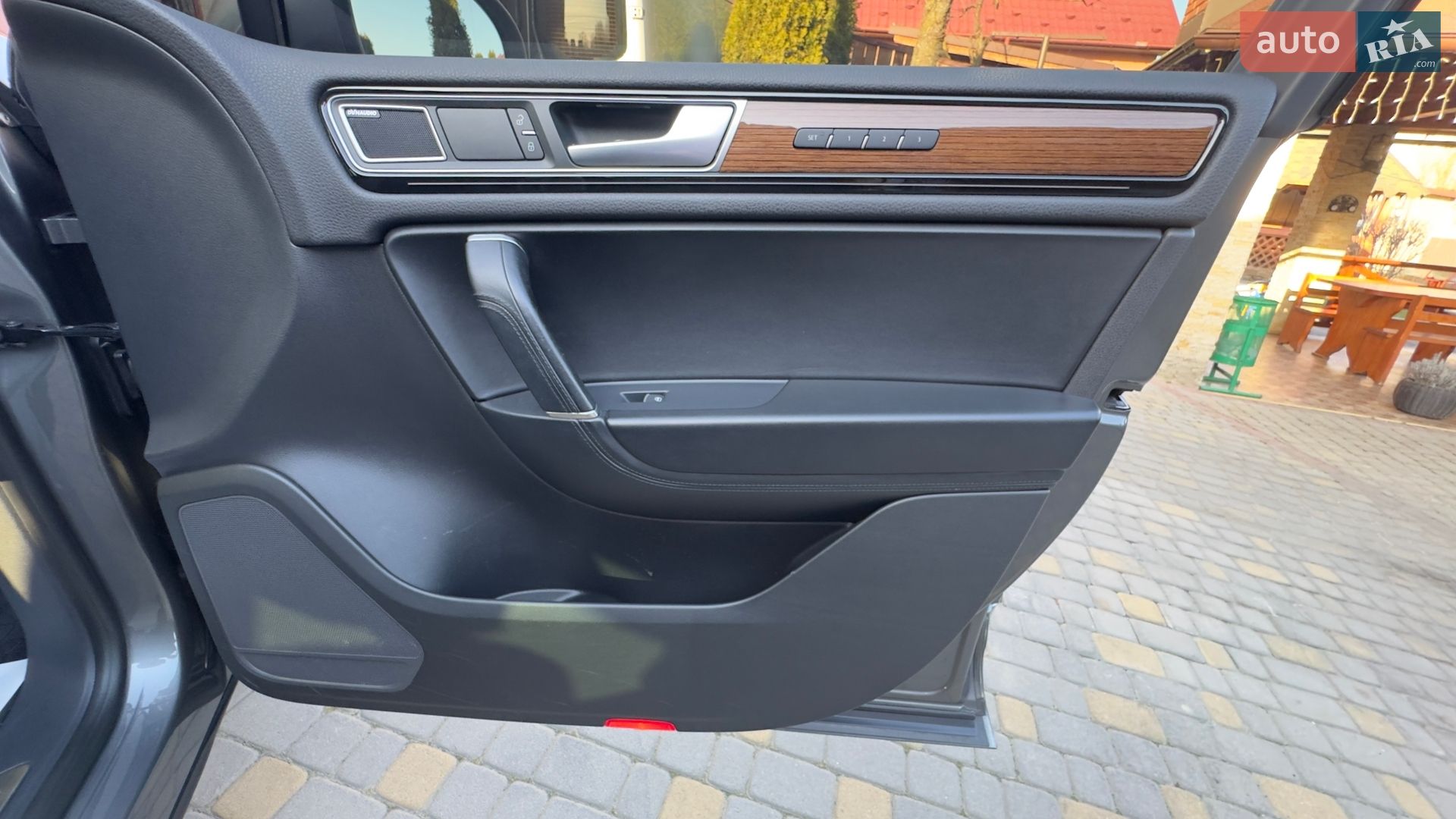 Volkswagen Touareg 2016 VIN WVGZZZ7PZHD017616 фото оголошення 100 з 135