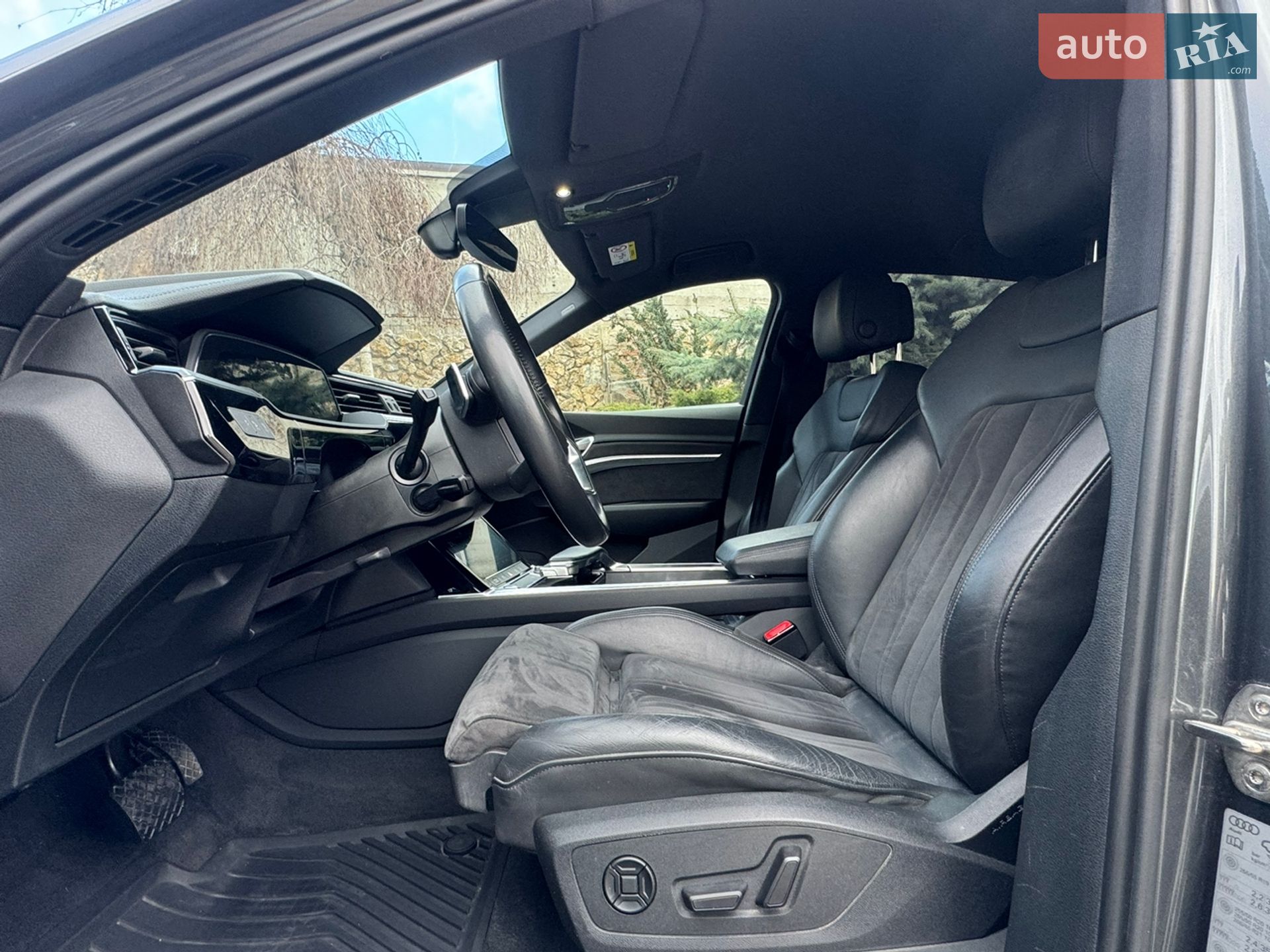 Audi e-tron Sportback 2020 VIN WAUZZZGE1LB037079 фото оголошення 21 з 69