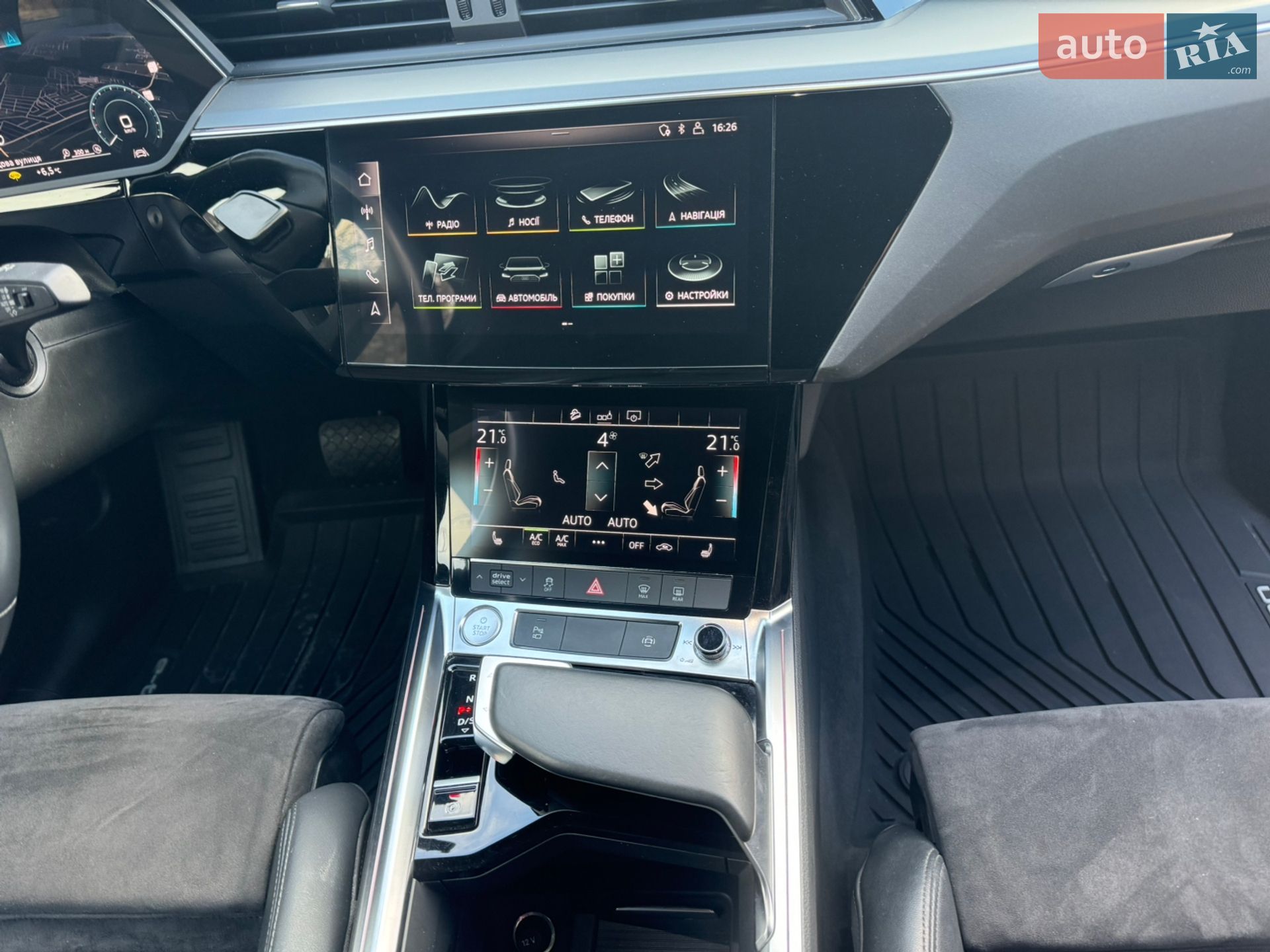 Audi e-tron Sportback 2020 VIN WAUZZZGE1LB037079 фото оголошення 42 з 69