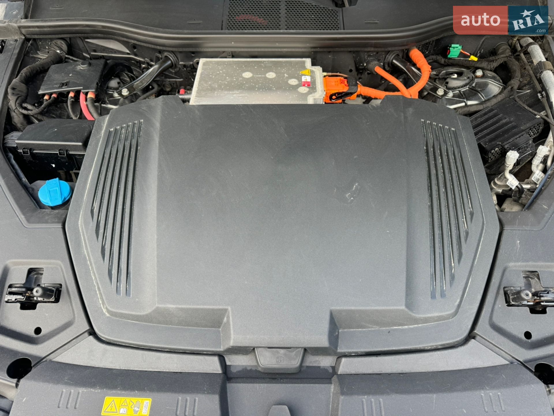 Audi e-tron Sportback 2020 VIN WAUZZZGE1LB037079 фото оголошення 59 з 69