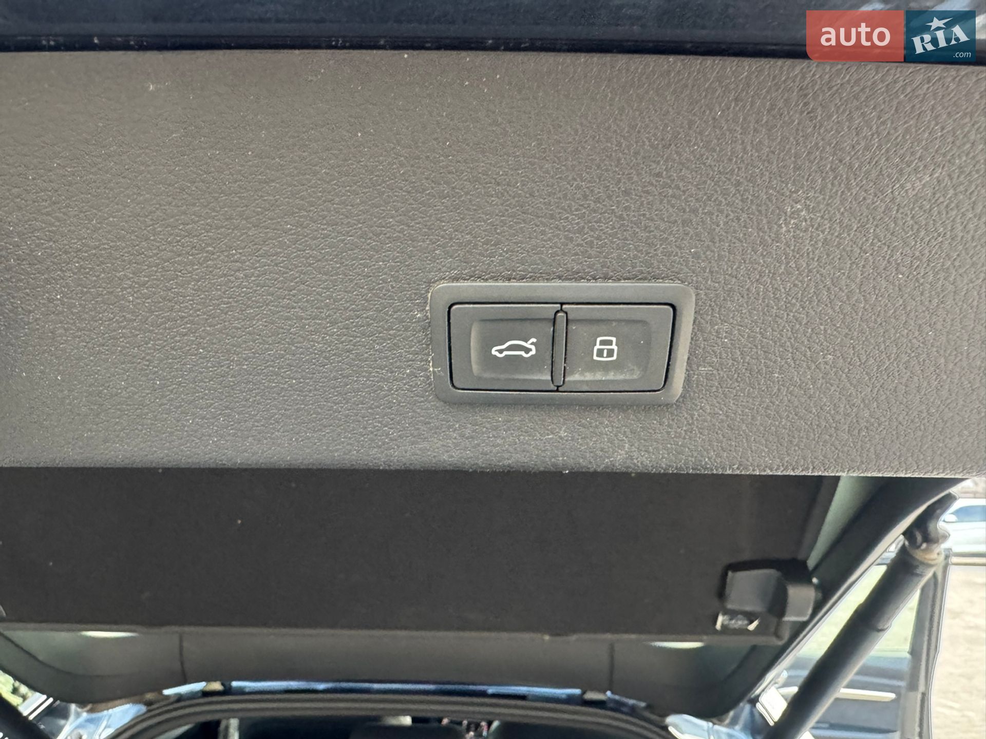 Audi e-tron Sportback 2020 VIN WAUZZZGE1LB037079 фото оголошення 62 з 69