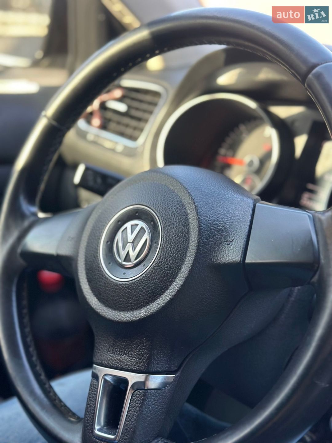 Volkswagen Golf 2012 VIN WVWZZZ1KZCM704075 фото оголошення 6 з 19