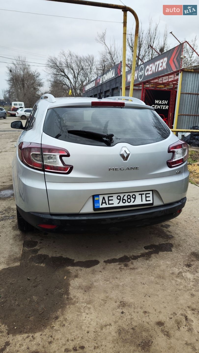 Renault Megane 2011 VIN VF1KZ1A0544371511 фото оголошення 4 з 10