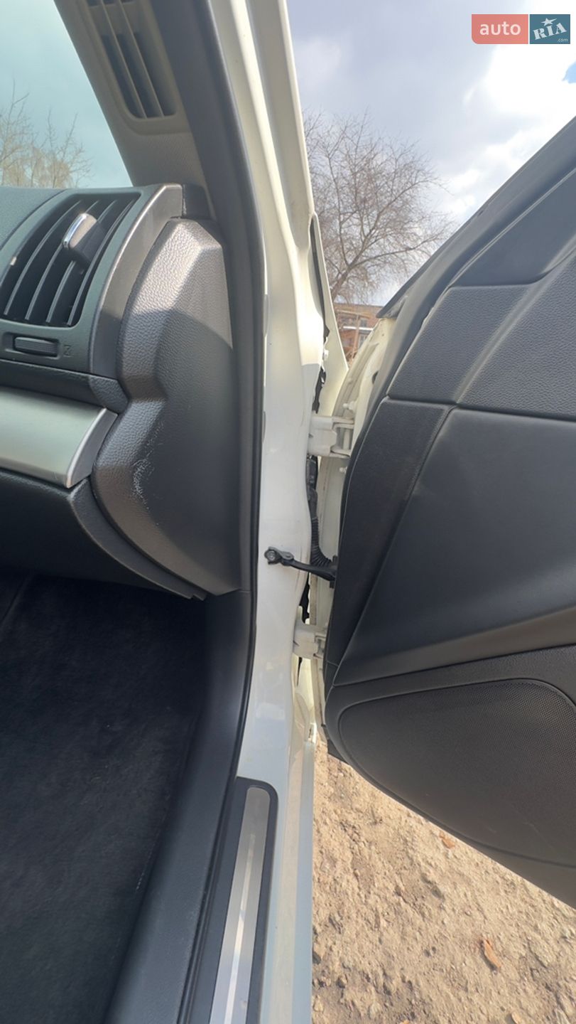 Infiniti G25 2012 VIN JN1DV6AP8CM812874 фото оголошення 13 з 19