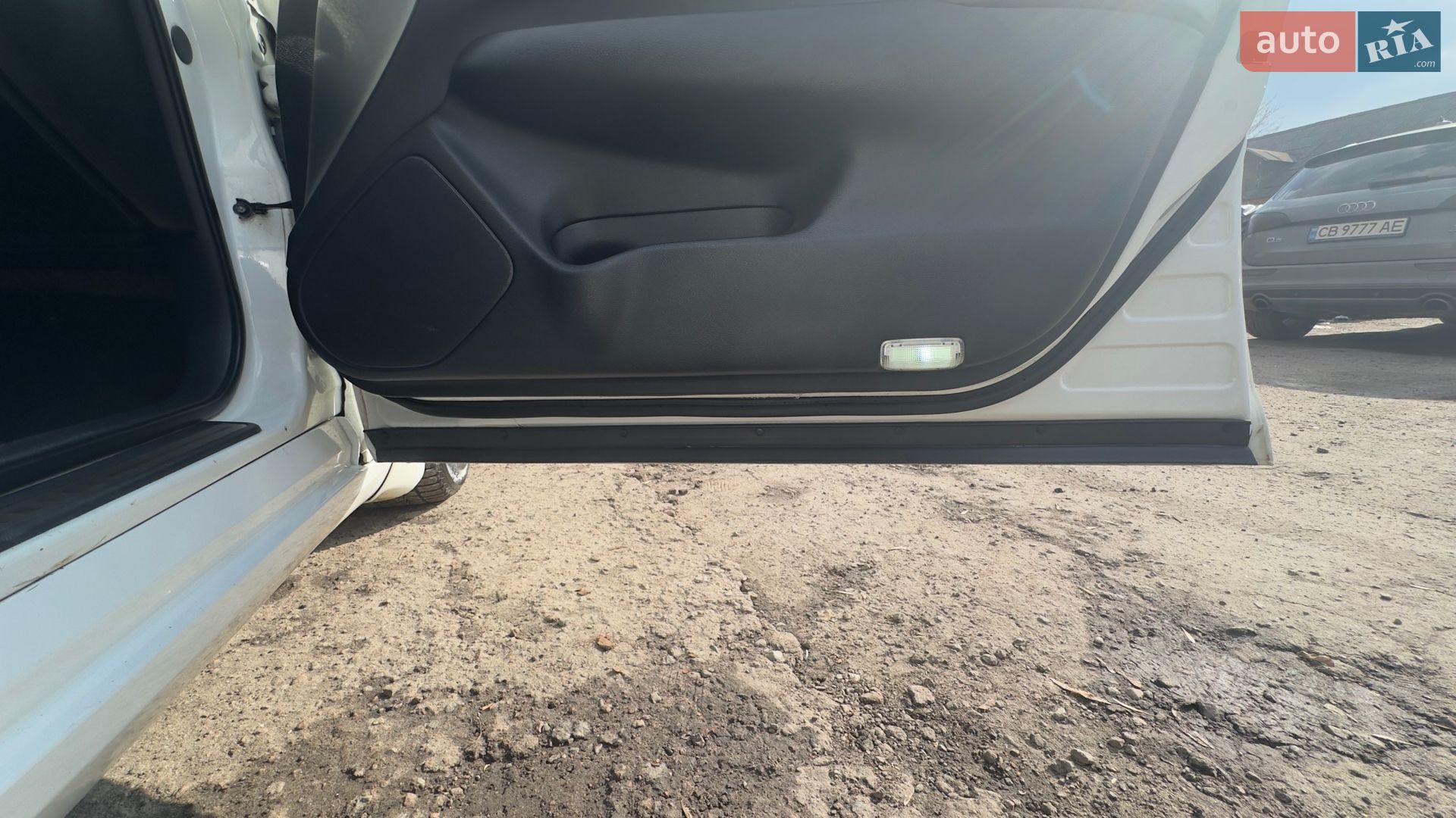 Infiniti G25 2012 VIN JN1DV6AP8CM812874 фото оголошення 14 з 19