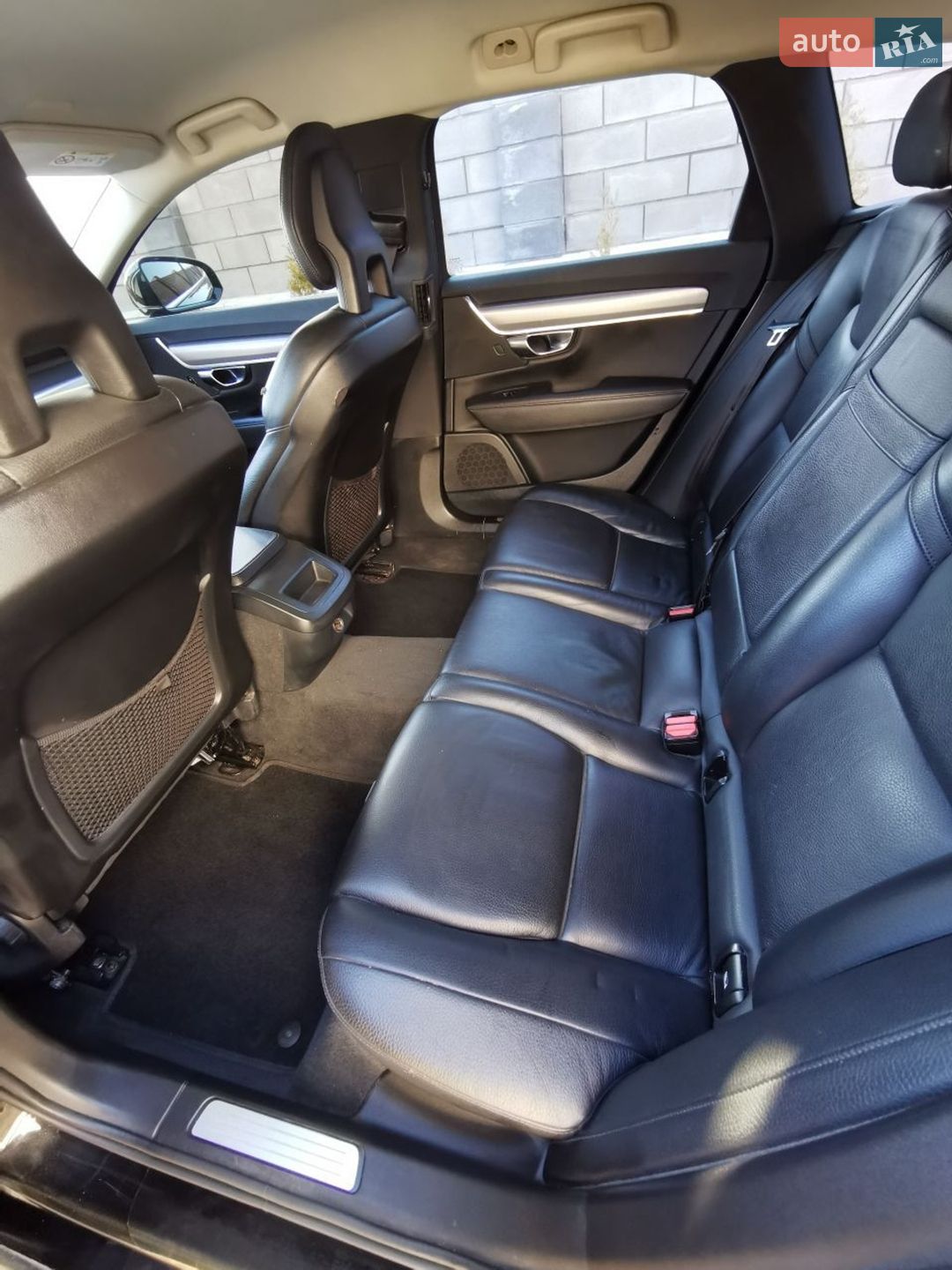 Volvo V90 2017 VIN YV1PW10BDJ1038234 фото оголошення 9 з 18