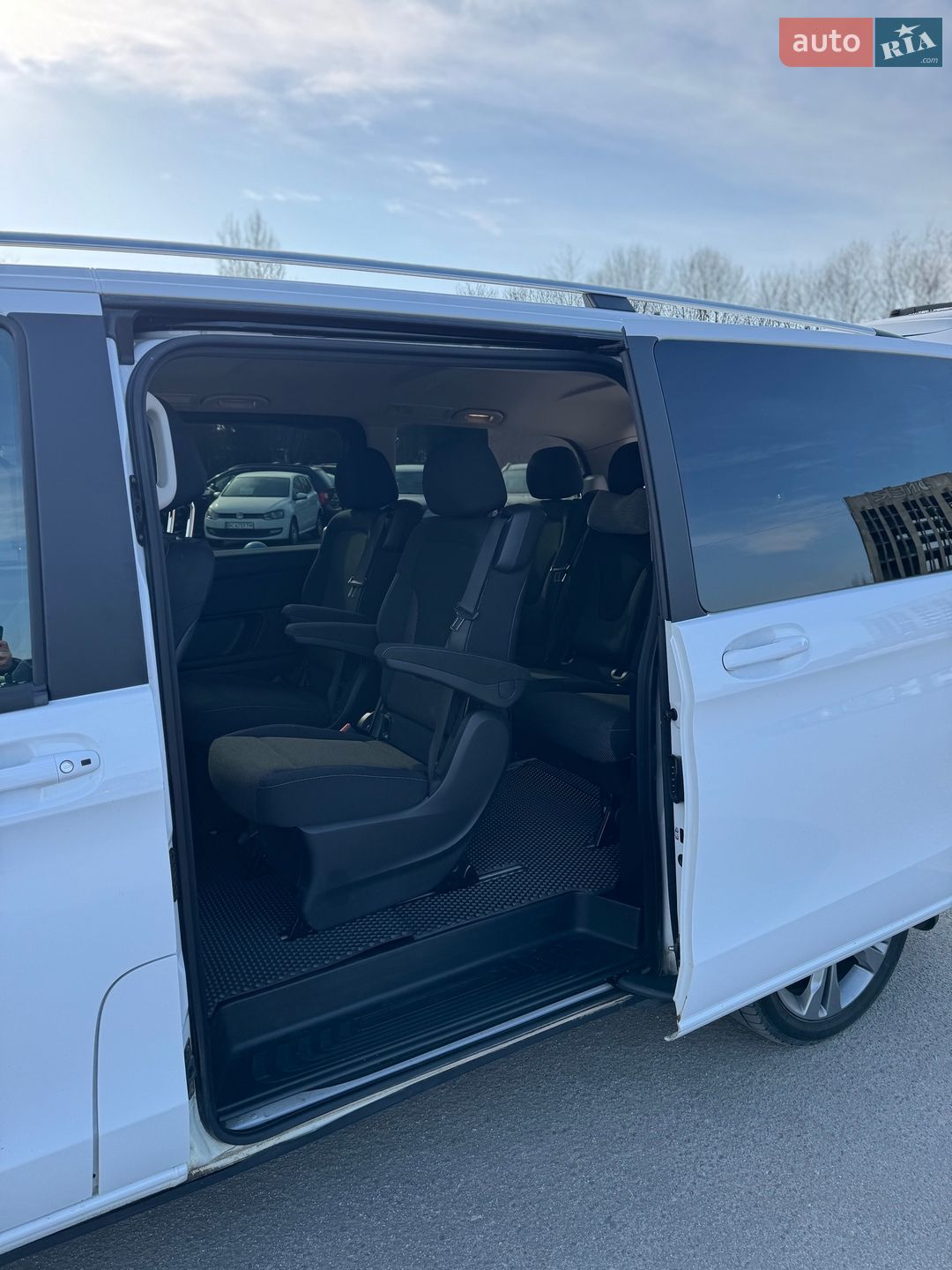 Mercedes-Benz V-Class 2014 VIN WDF44781313011912 фото оголошення 19 з 44