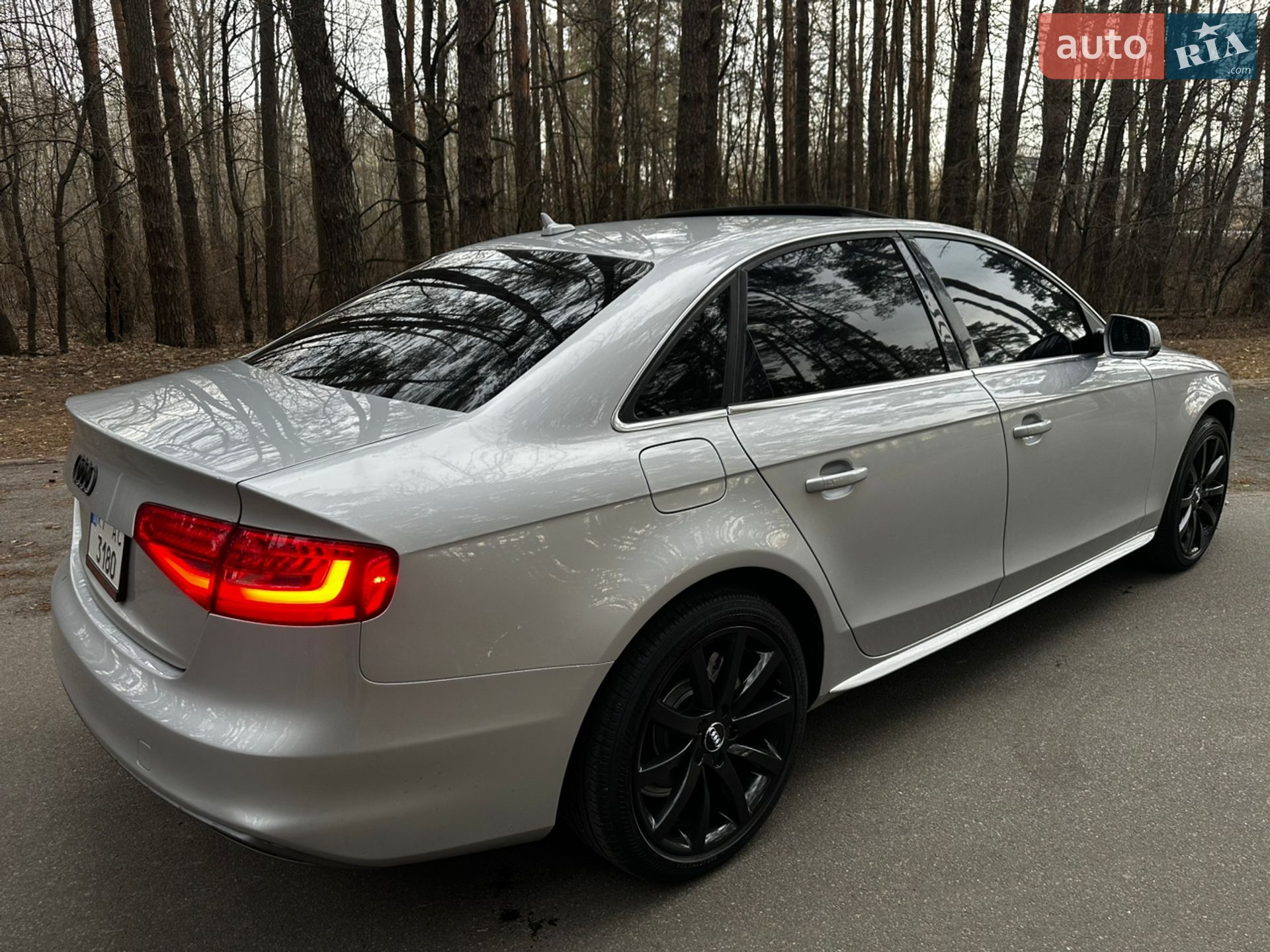 Audi A4 2013 VIN WAUBFAFL1EN015273 фото оголошення 3 з 24