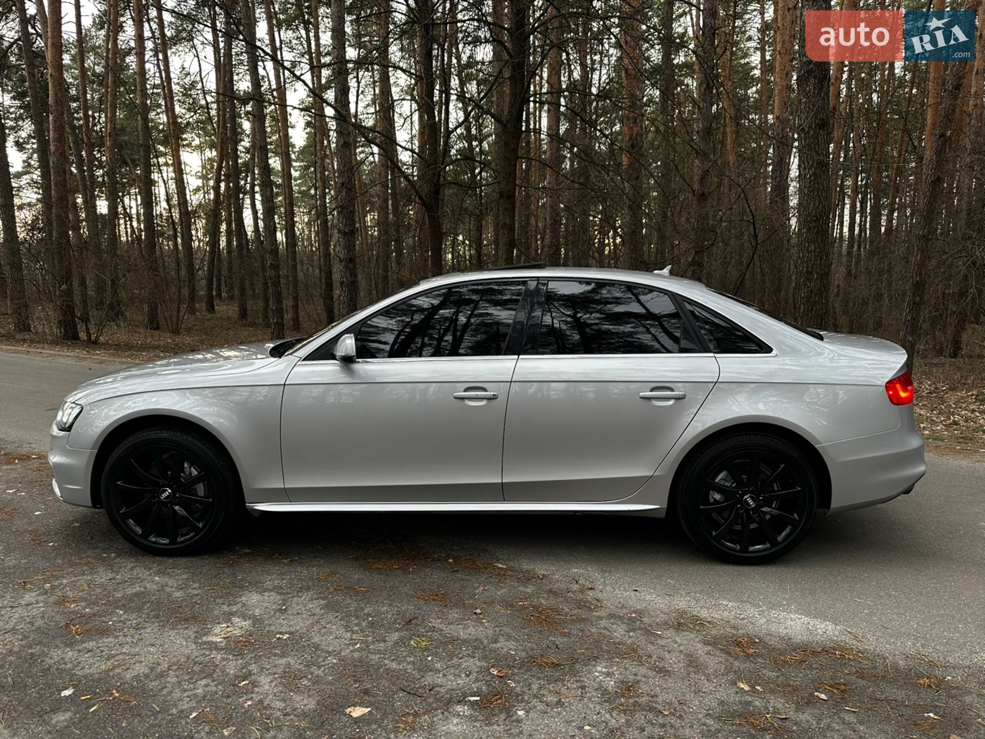 Audi A4 2013 VIN WAUBFAFL1EN015273 фото оголошення 8 з 24