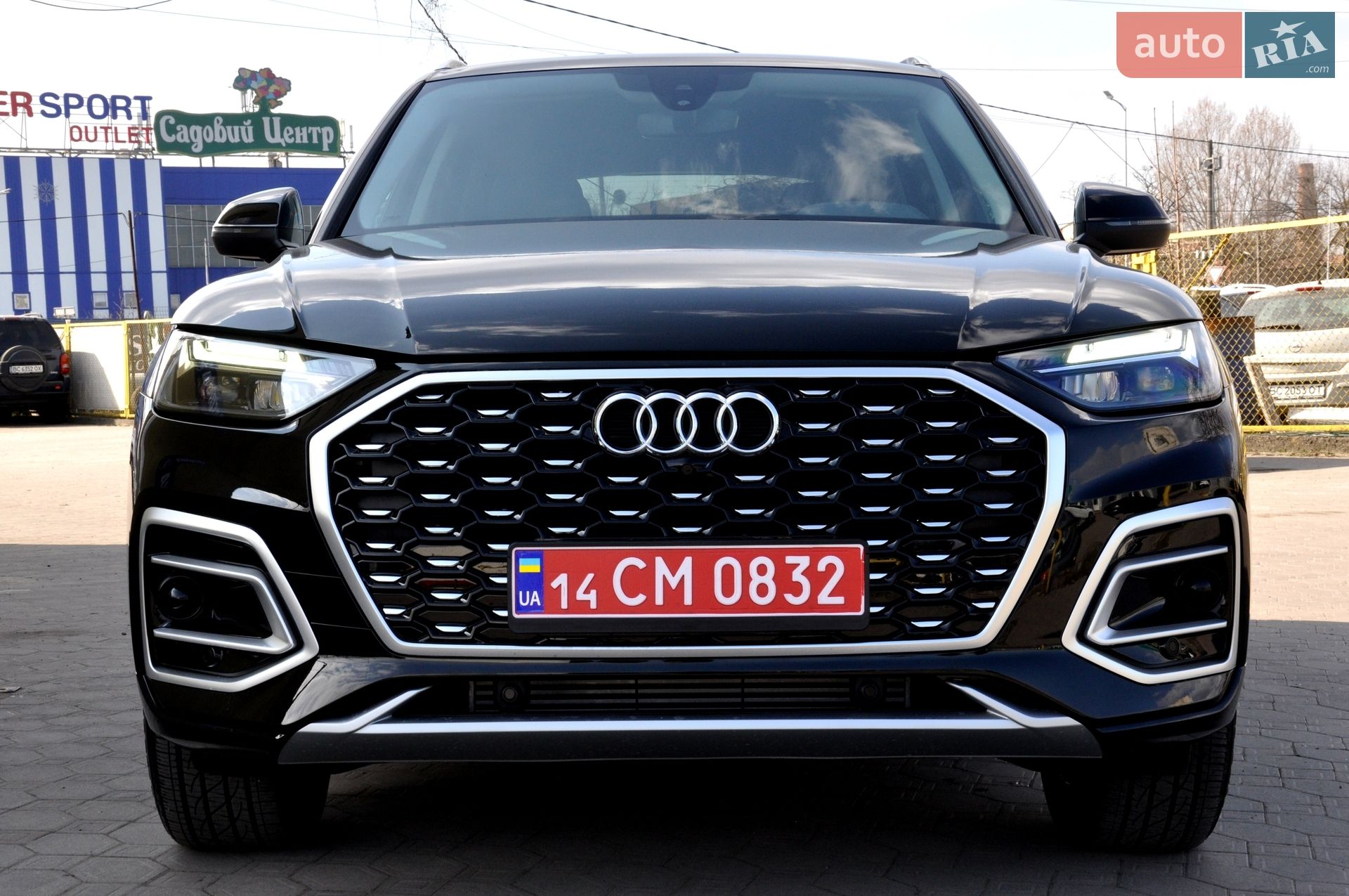Audi Q5 2020 VIN WA1ANAFY8L2072351 фото оголошення 4 з 59