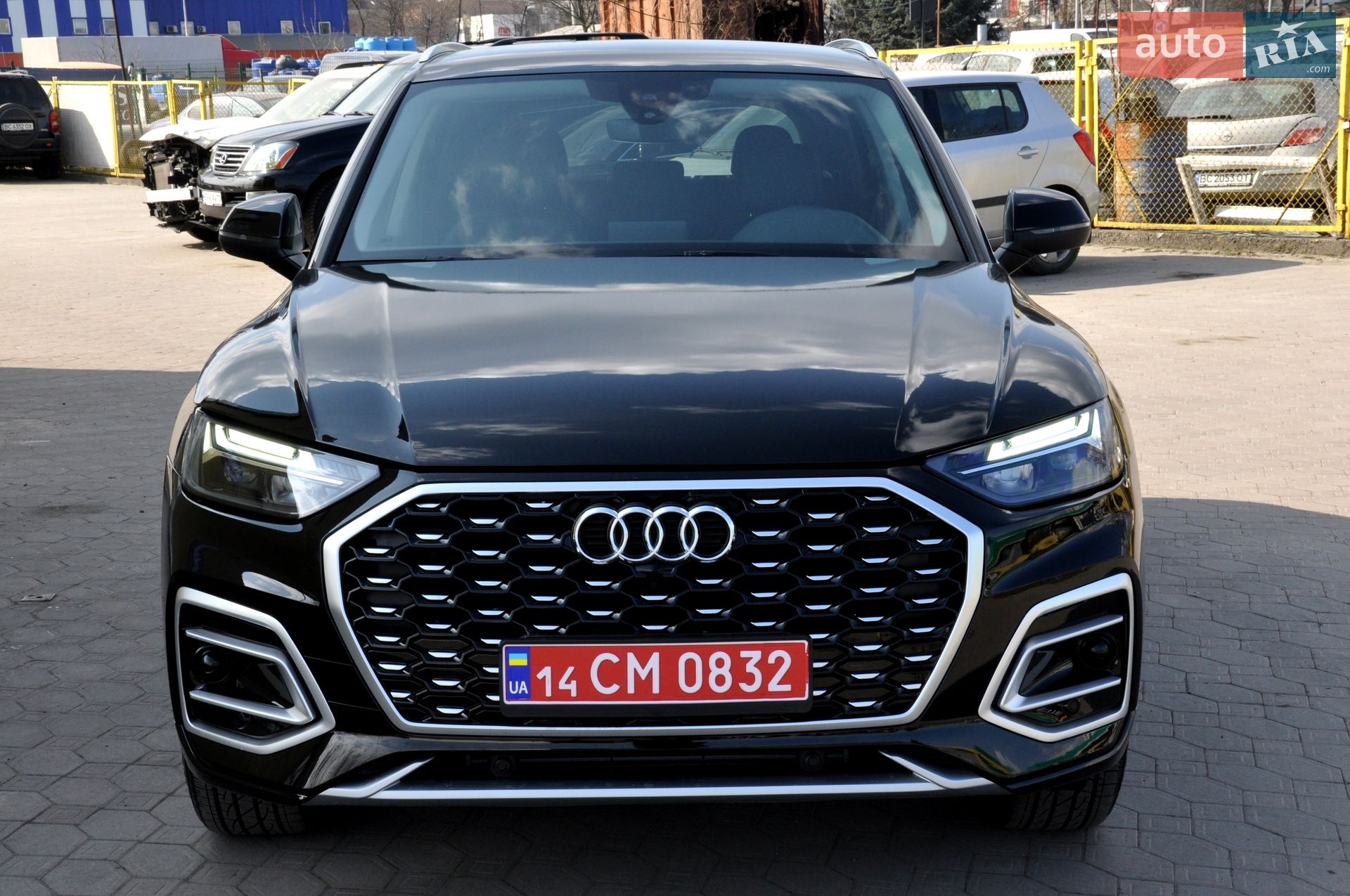 Audi Q5 2020 VIN WA1ANAFY8L2072351 фото оголошення 3 з 59