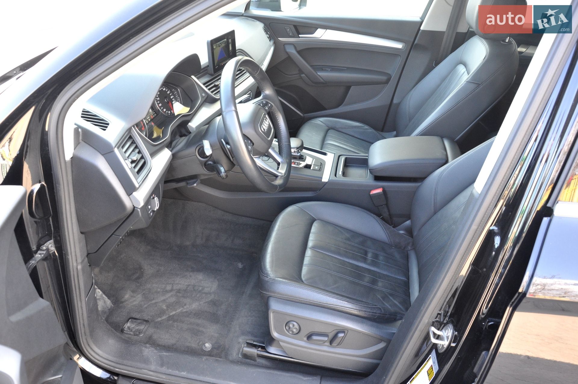 Audi Q5 2020 VIN WA1ANAFY8L2072351 фото оголошення 16 з 59