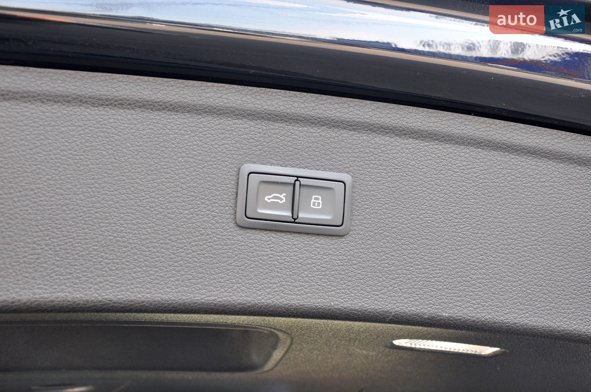Audi Q5 2020 VIN WA1ANAFY8L2072351 фото оголошення 24 з 59