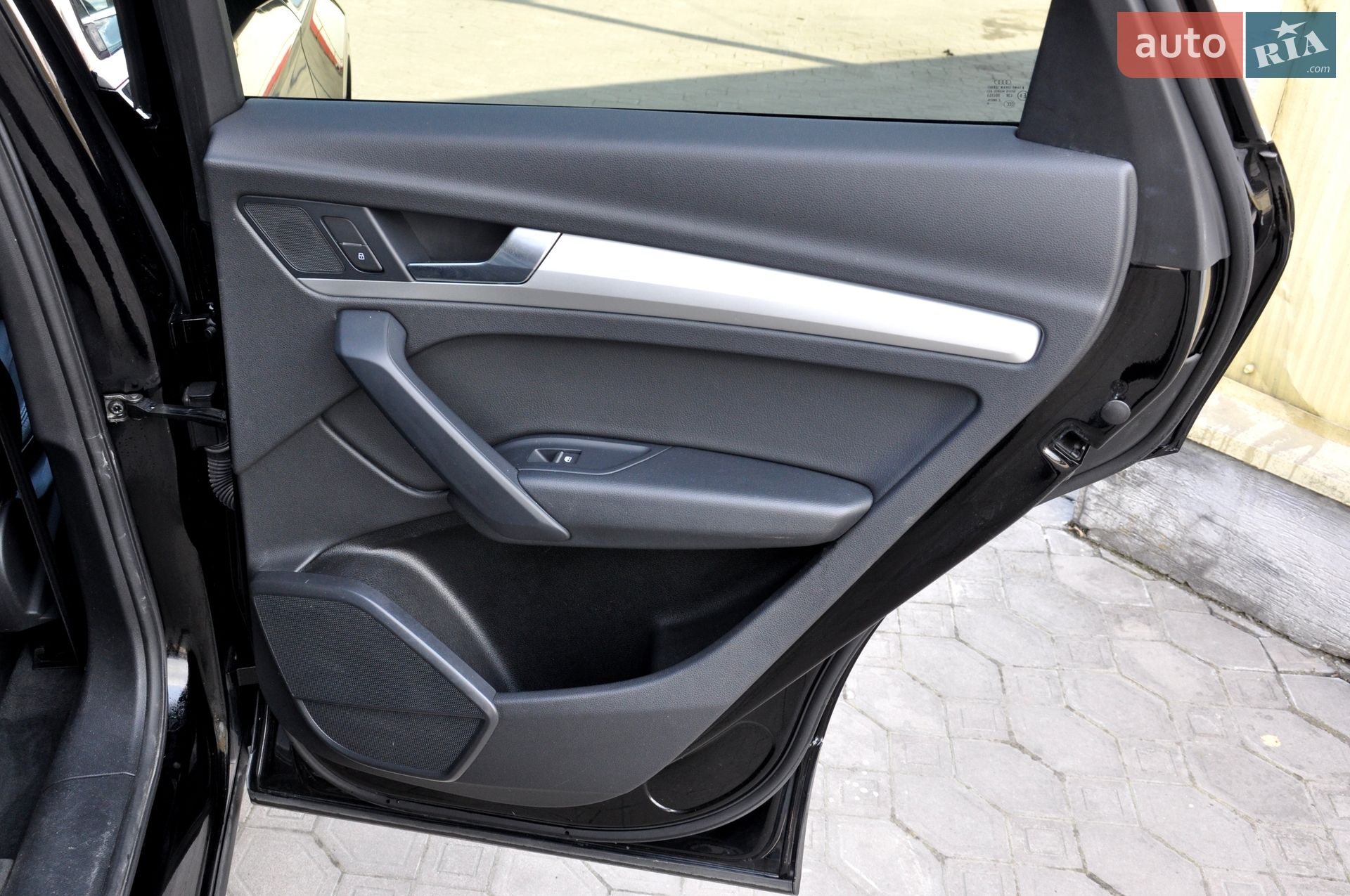 Audi Q5 2020 VIN WA1ANAFY8L2072351 фото оголошення 25 з 59