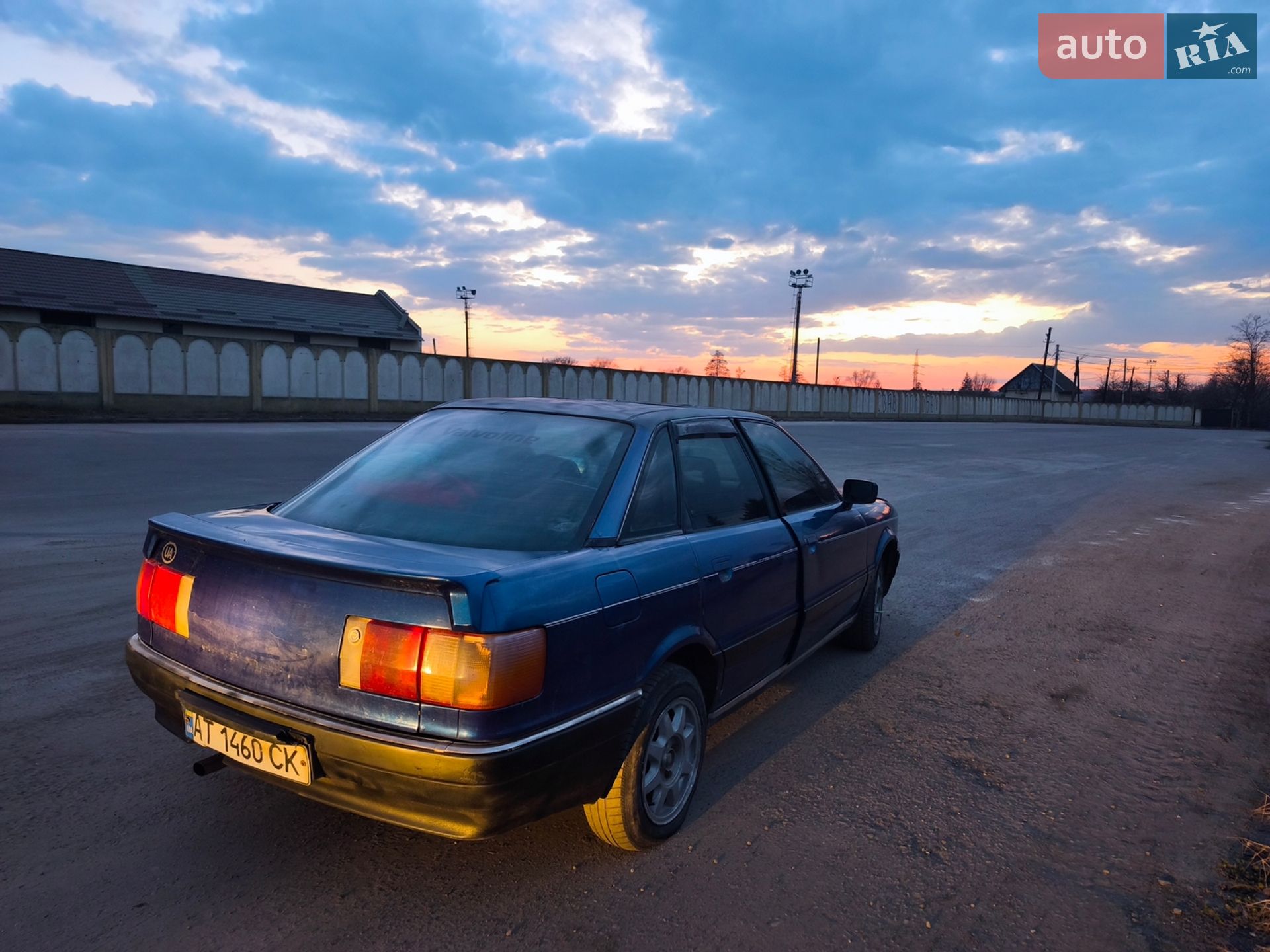 Audi 90 1987 VIN WAUZZZ89ZHA405887 фото оголошення 2 з 9