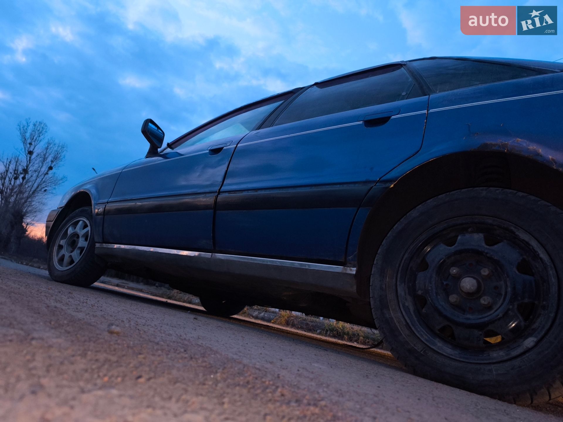 Audi 90 1987 VIN WAUZZZ89ZHA405887 фото оголошення 9 з 9