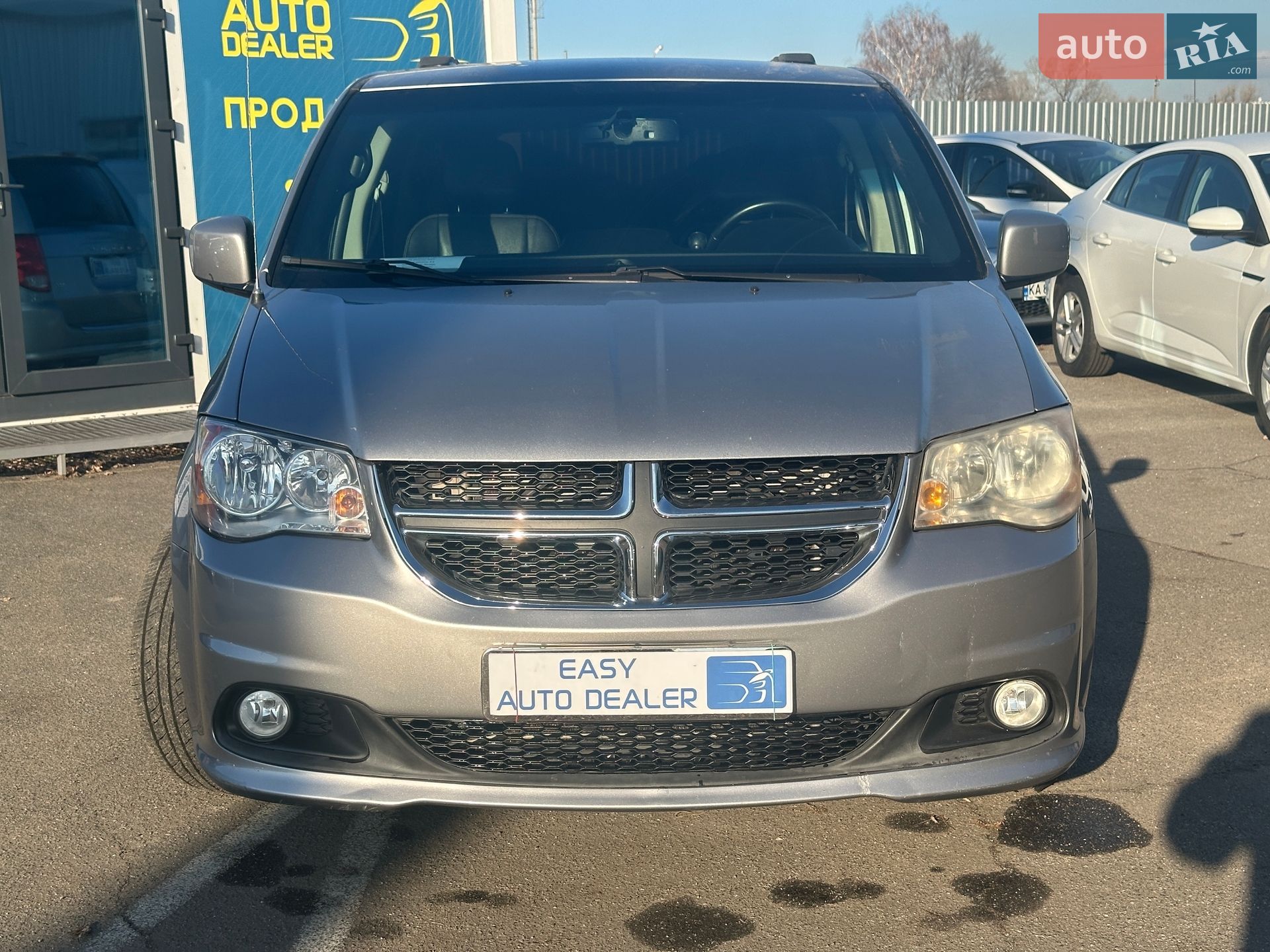 Dodge Grand Caravan 2017 VIN 2C4RDGCGXHR791569 фото оголошення 2 з 29