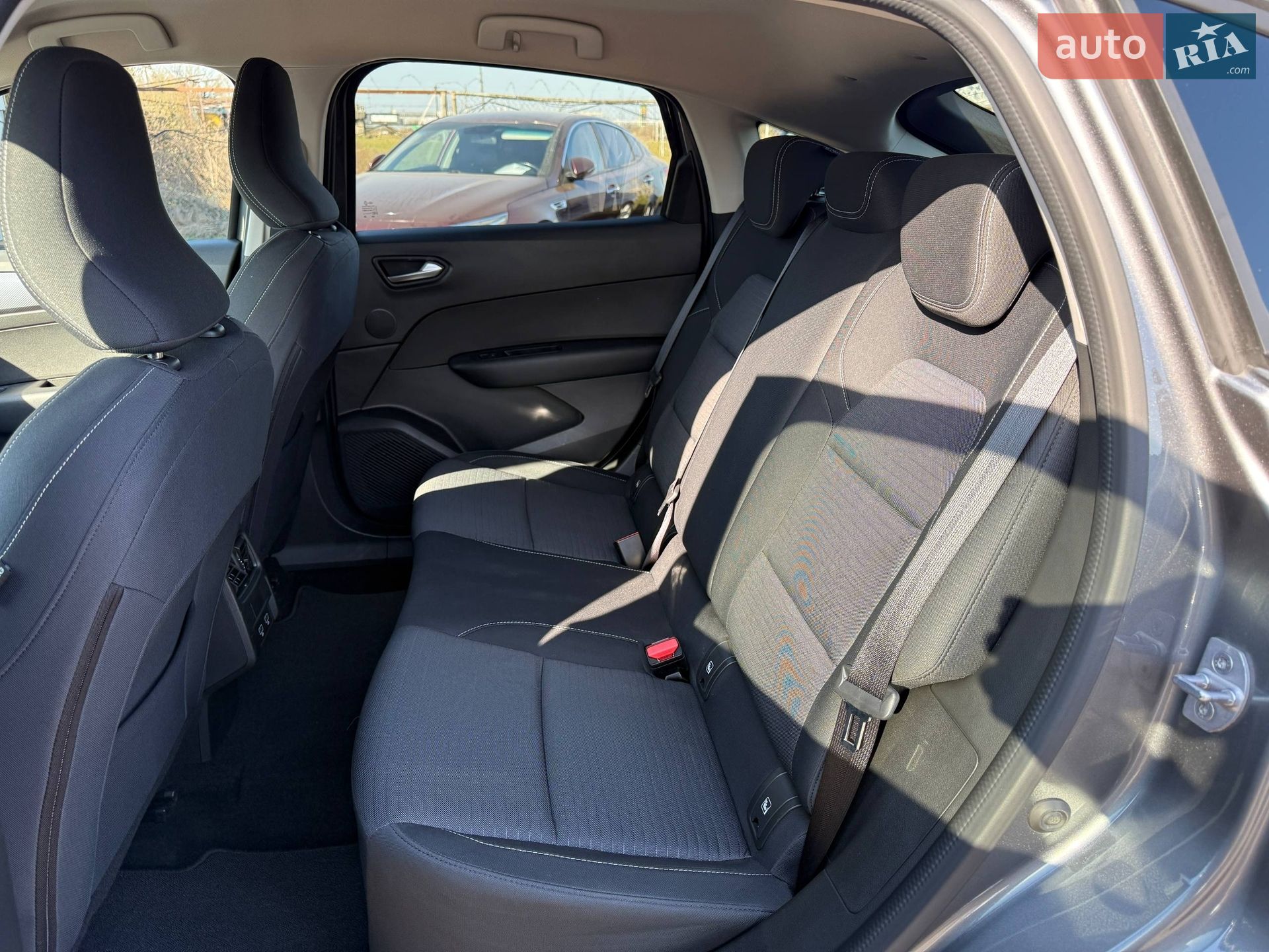 Renault Arkana 2021 VIN VF1RJL00068270327 фото оголошення 10 з 32