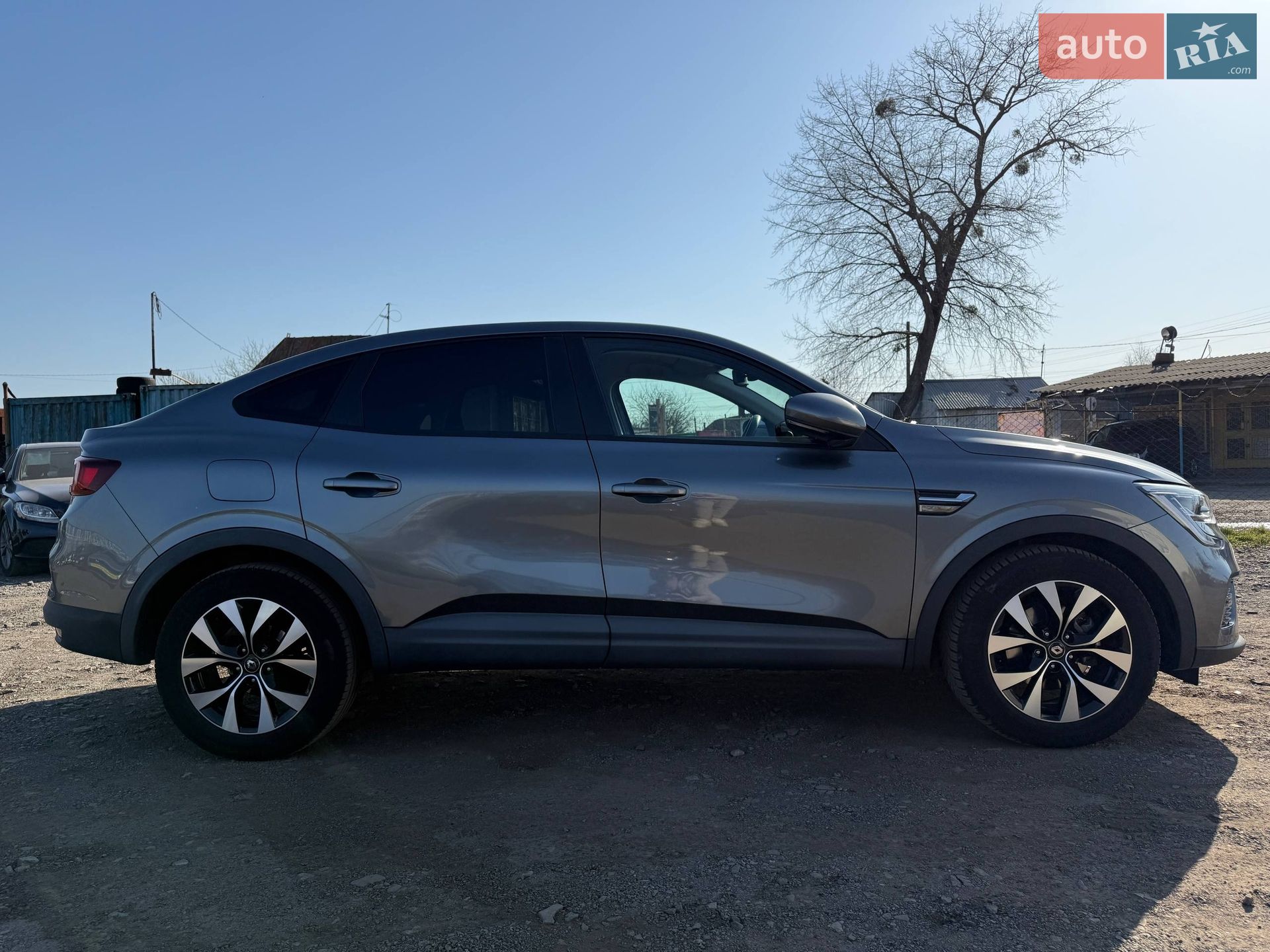 Renault Arkana 2021 VIN VF1RJL00068270327 фото оголошення 24 з 32