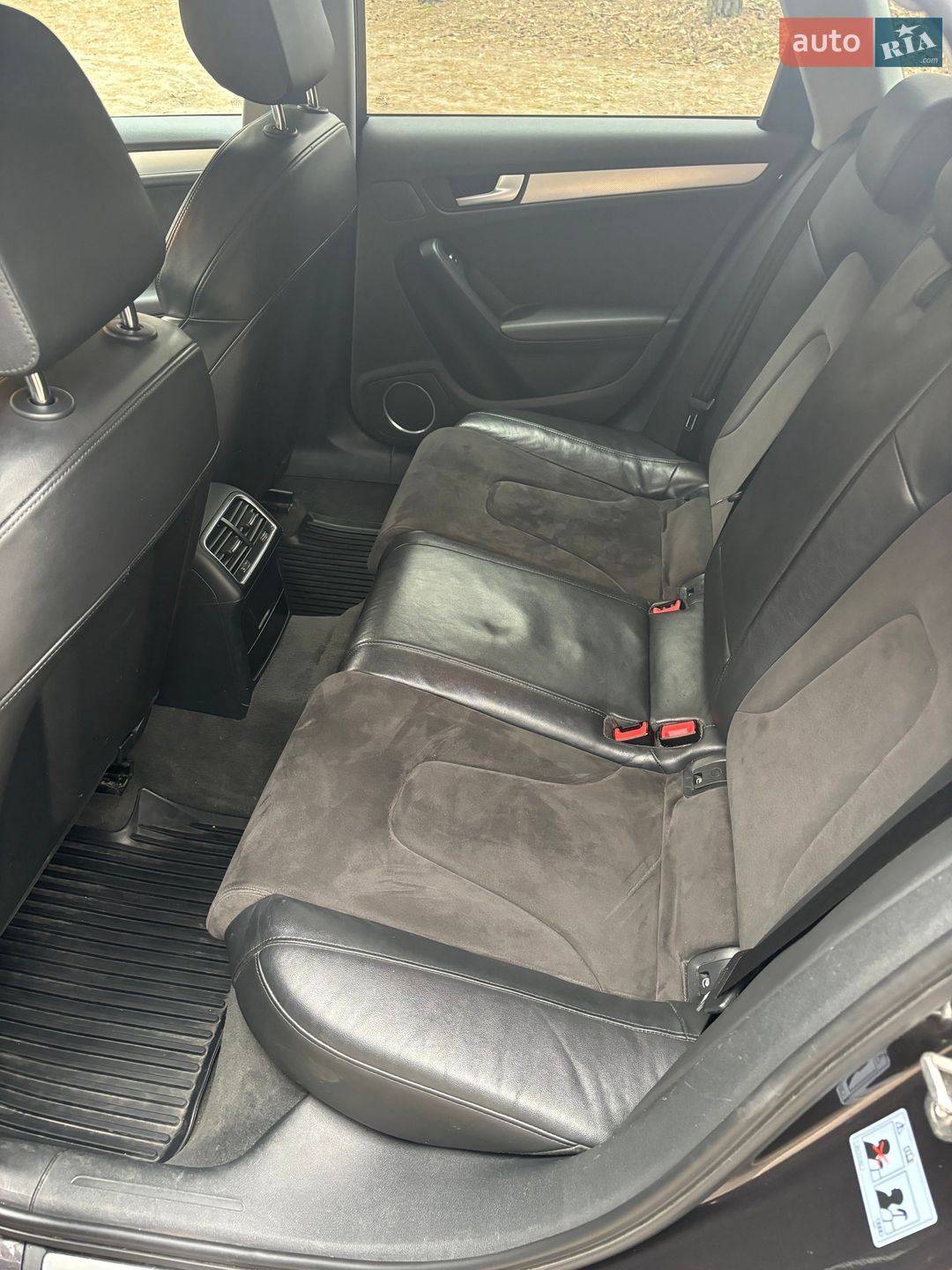 Audi A4 2014 VIN WAUZZZ8K3EA118422 фото оголошення 12 з 13