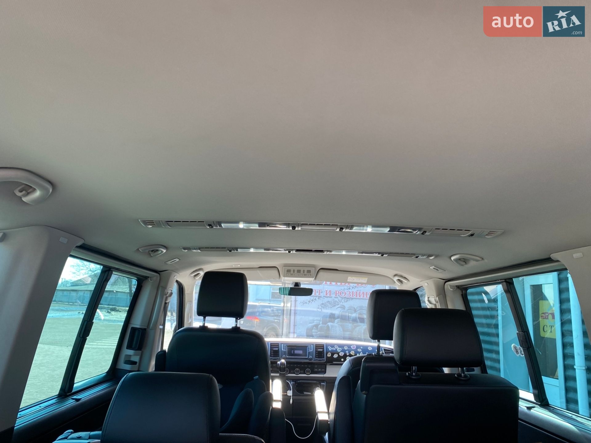 Volkswagen Multivan 2016 VIN WV2ZZZ7HZHH070730 фото оголошення 17 з 18
