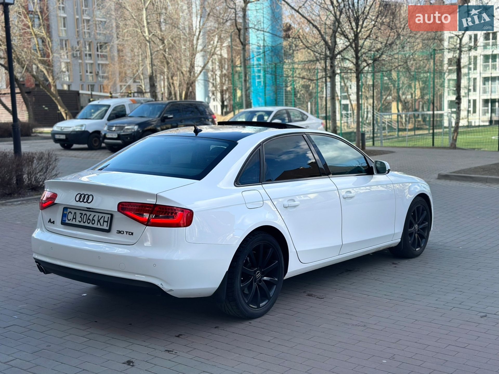 Audi A4 2015 VIN WAUZZZ8K8FN031867 фото оголошення 6 з 23