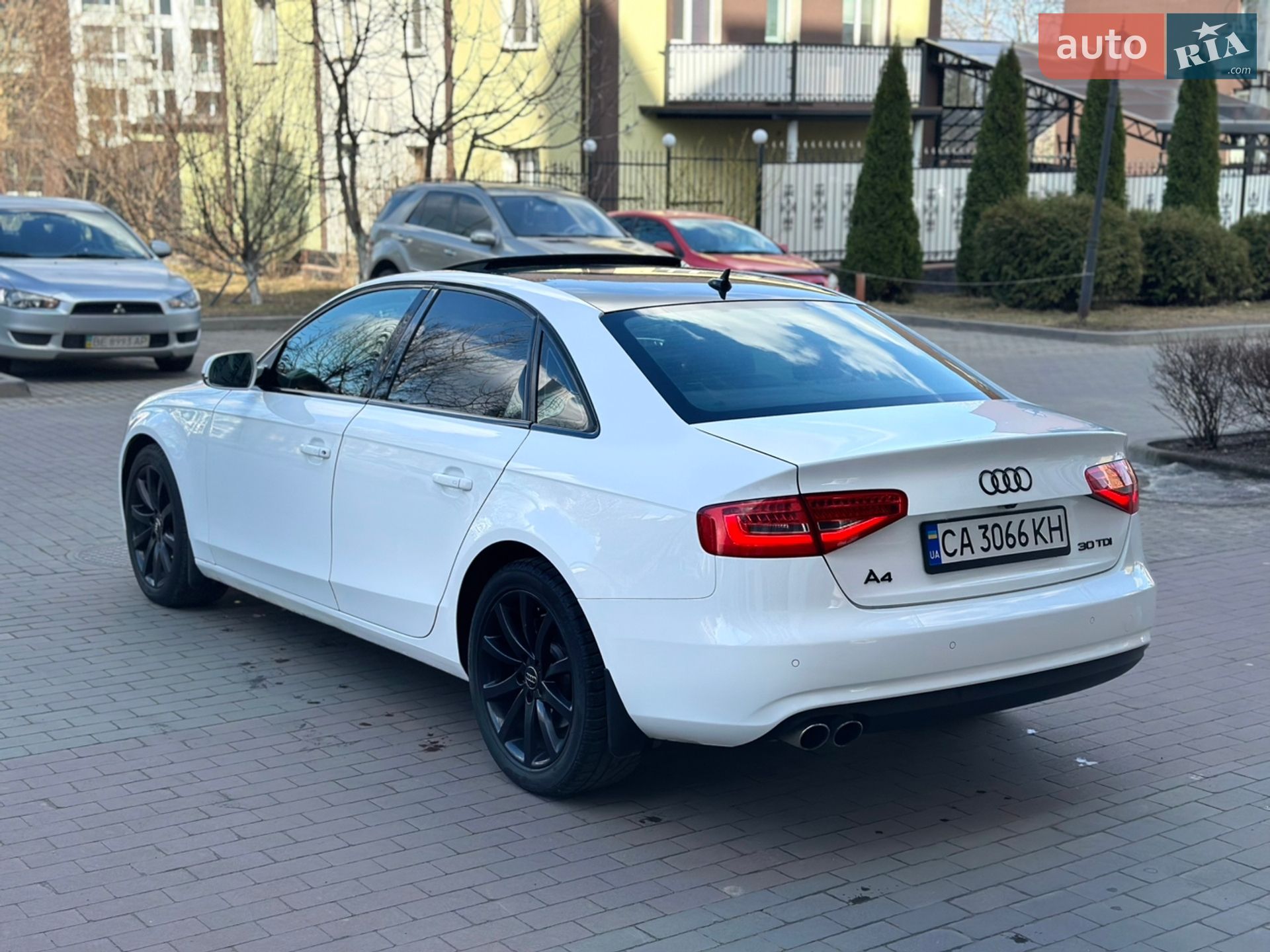 Audi A4 2015 VIN WAUZZZ8K8FN031867 фото оголошення 8 з 23