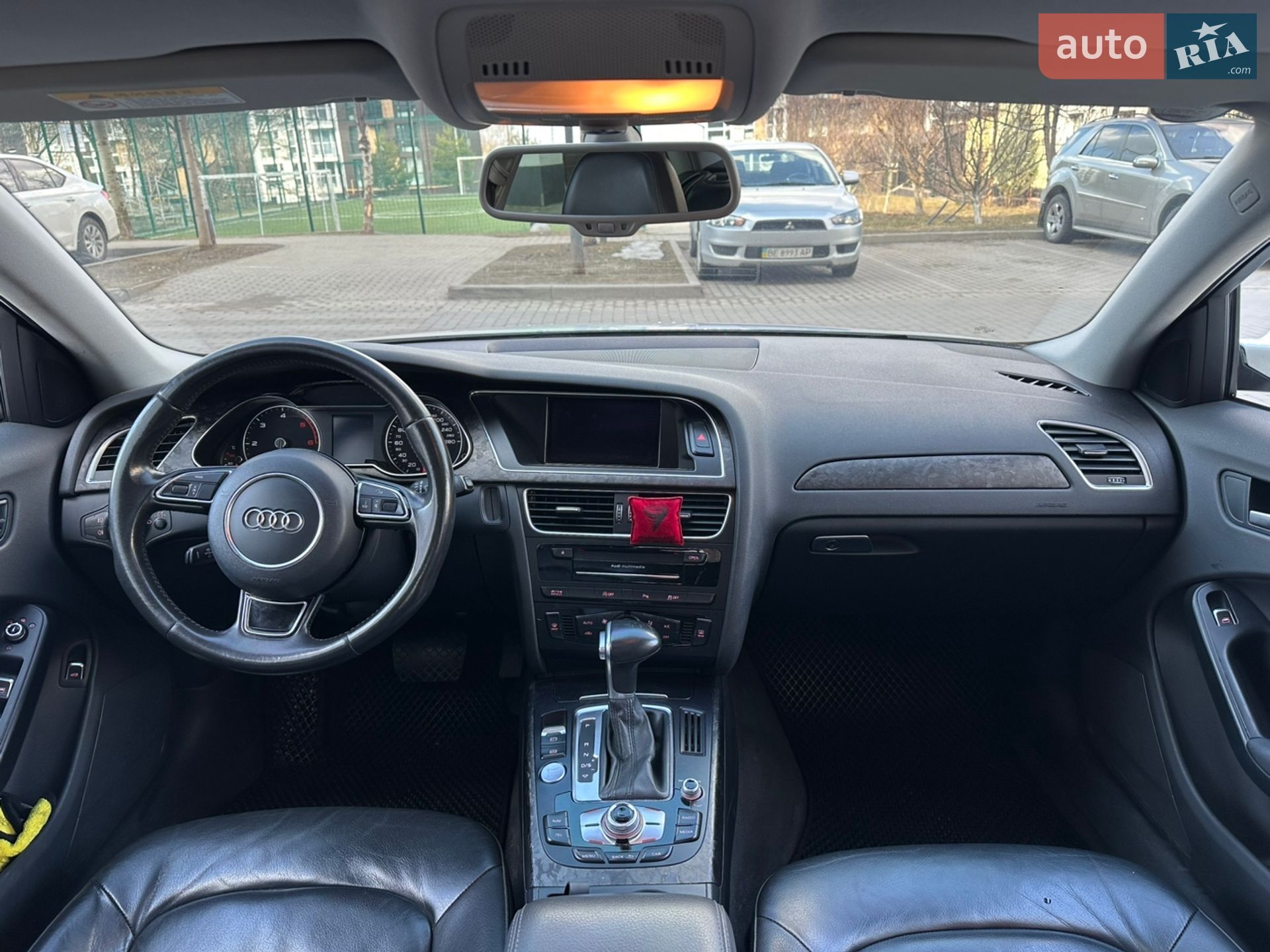 Audi A4 2015 VIN WAUZZZ8K8FN031867 фото оголошення 17 з 23