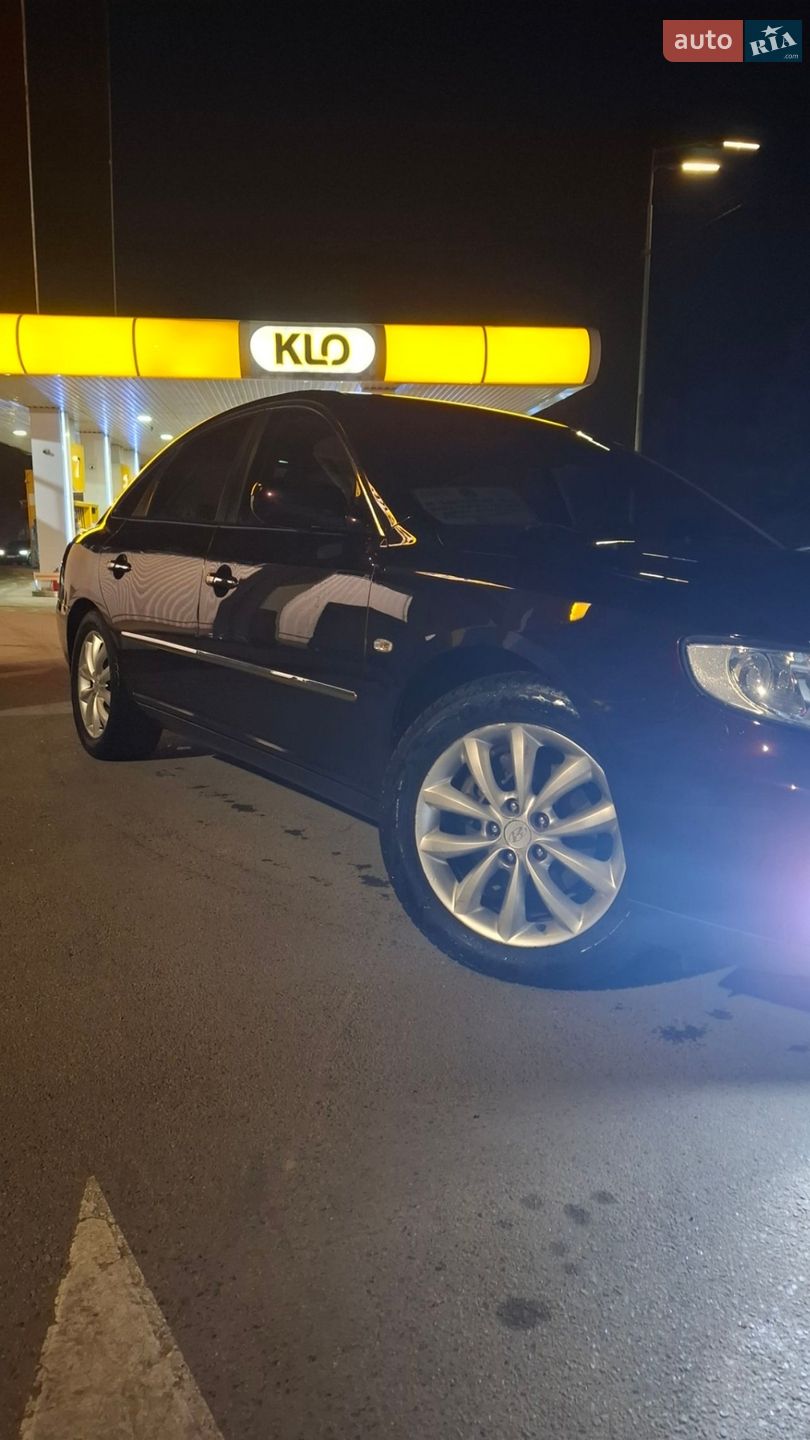 Hyundai Grandeur 2007 VIN KMHFC41DP7A220580 фото оголошення 2 з 15