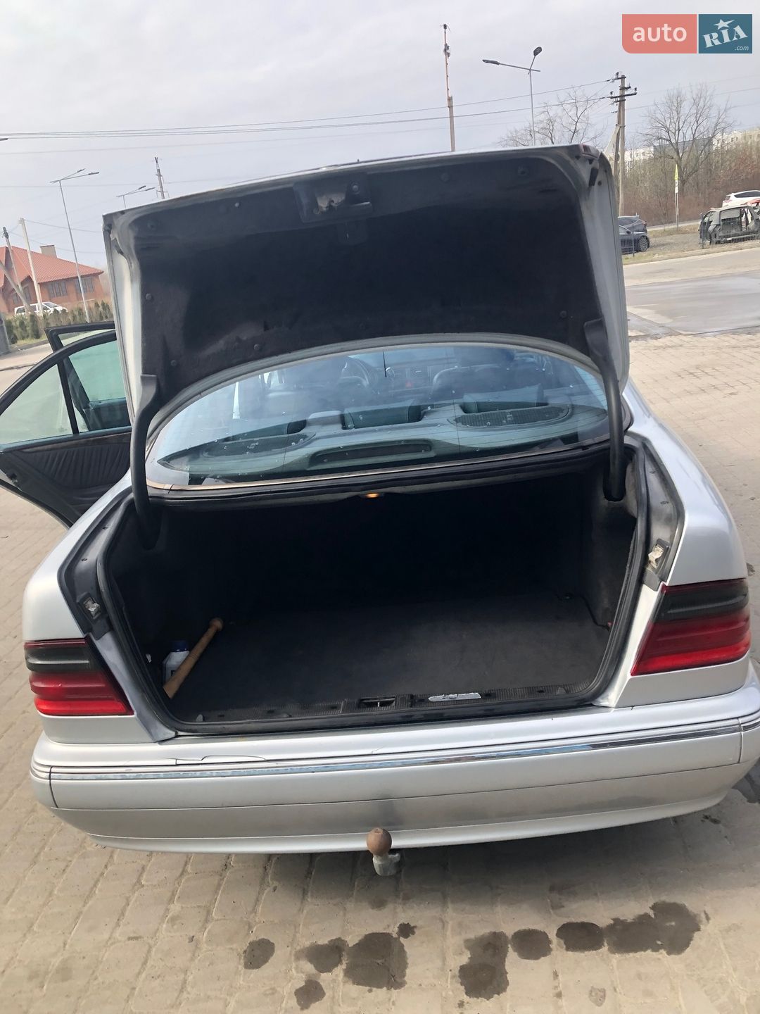 Mercedes-Benz E-Class 2001 VIN WDB2100161B328603 фото оголошення 9 з 20