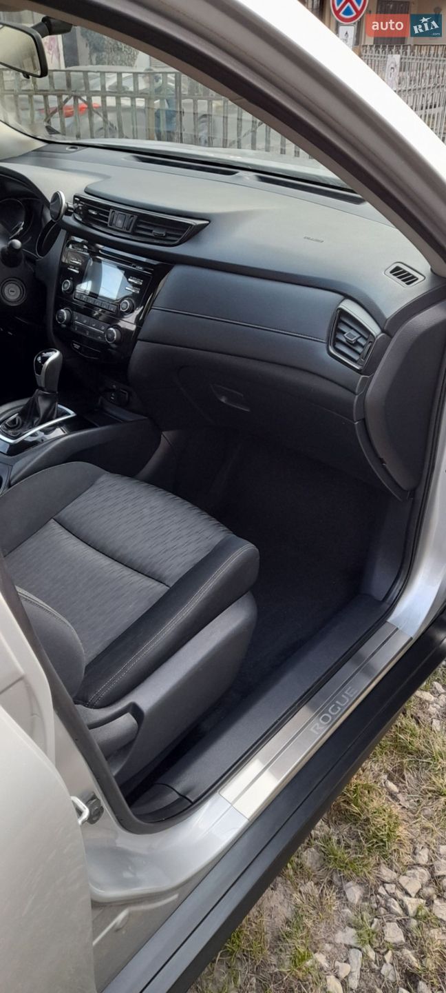 Nissan Rogue 2017 VIN KNMAT2MV3HP554987 фото оголошення 10 з 12