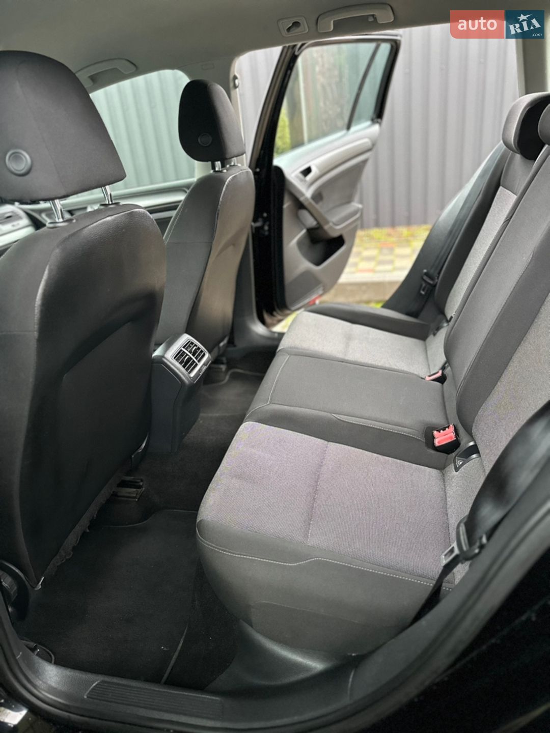 Volkswagen Golf 2014 VIN WVWZZZAUZFP528445 фото оголошення 45 з 54