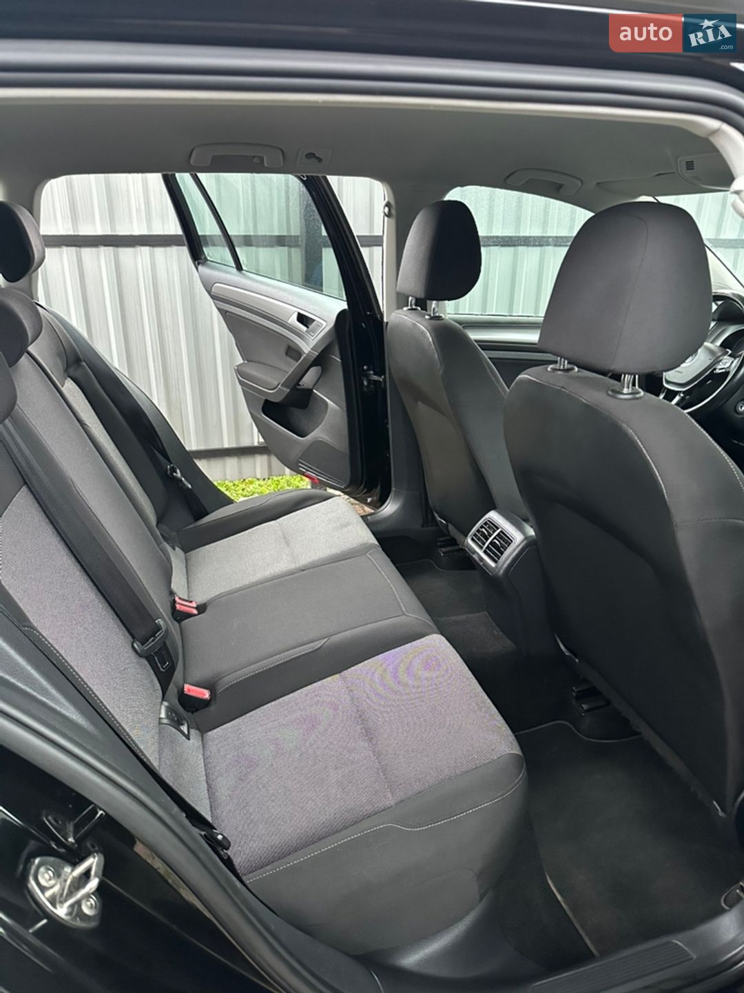 Volkswagen Golf 2014 VIN WVWZZZAUZFP528445 фото оголошення 50 з 54