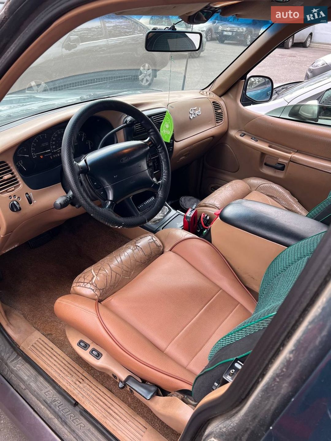 Ford Explorer 1995 VIN 1FMDU34X5SUA28429 фото оголошення 15 з 26