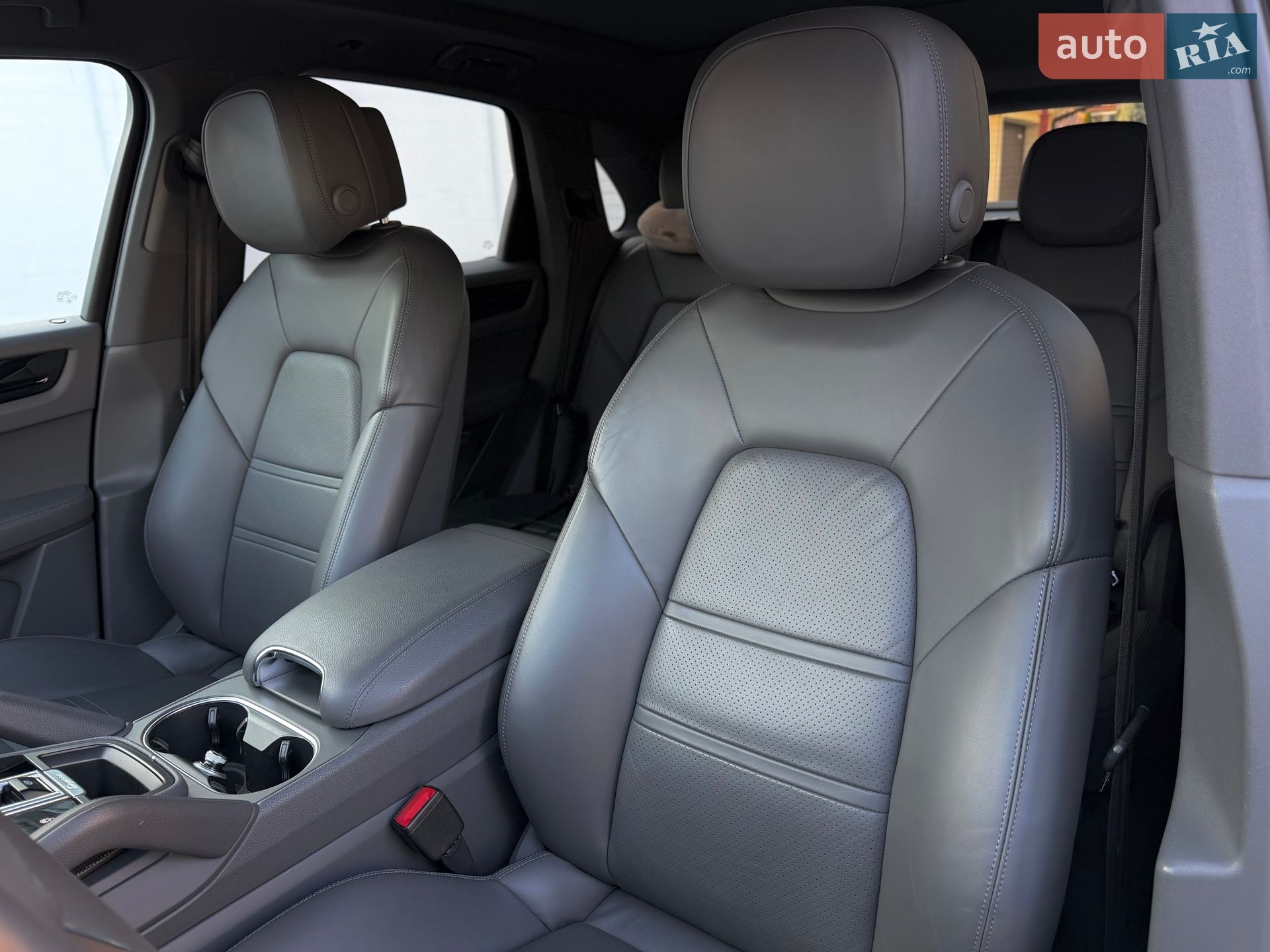Porsche Cayenne 2018 VIN WP1AA2AYXKDA07985 фото оголошення 40 з 80