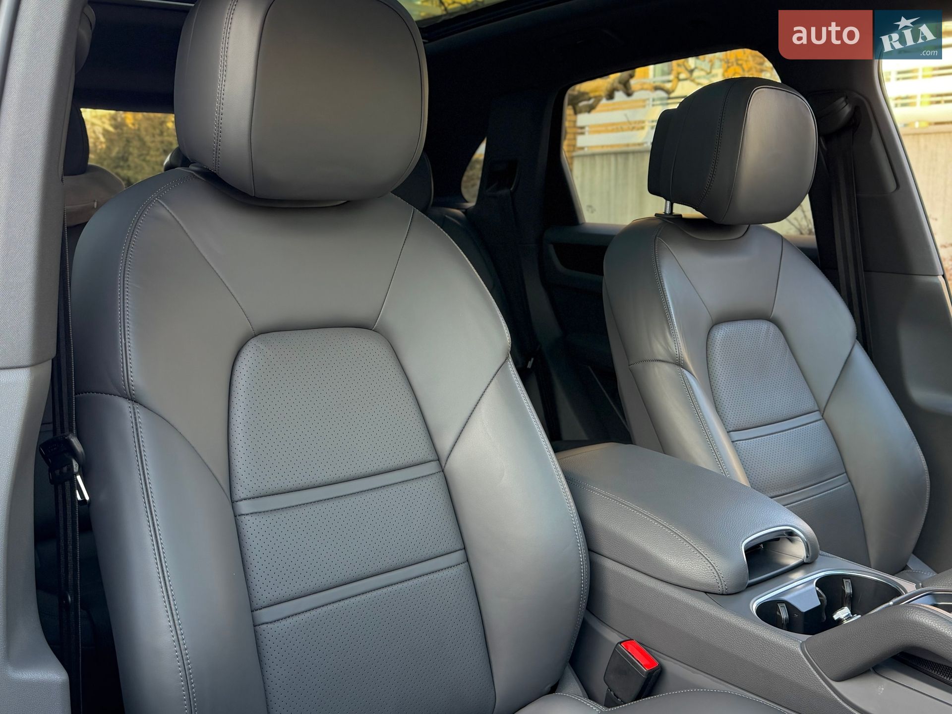 Porsche Cayenne 2018 VIN WP1AA2AYXKDA07985 фото оголошення 64 з 80