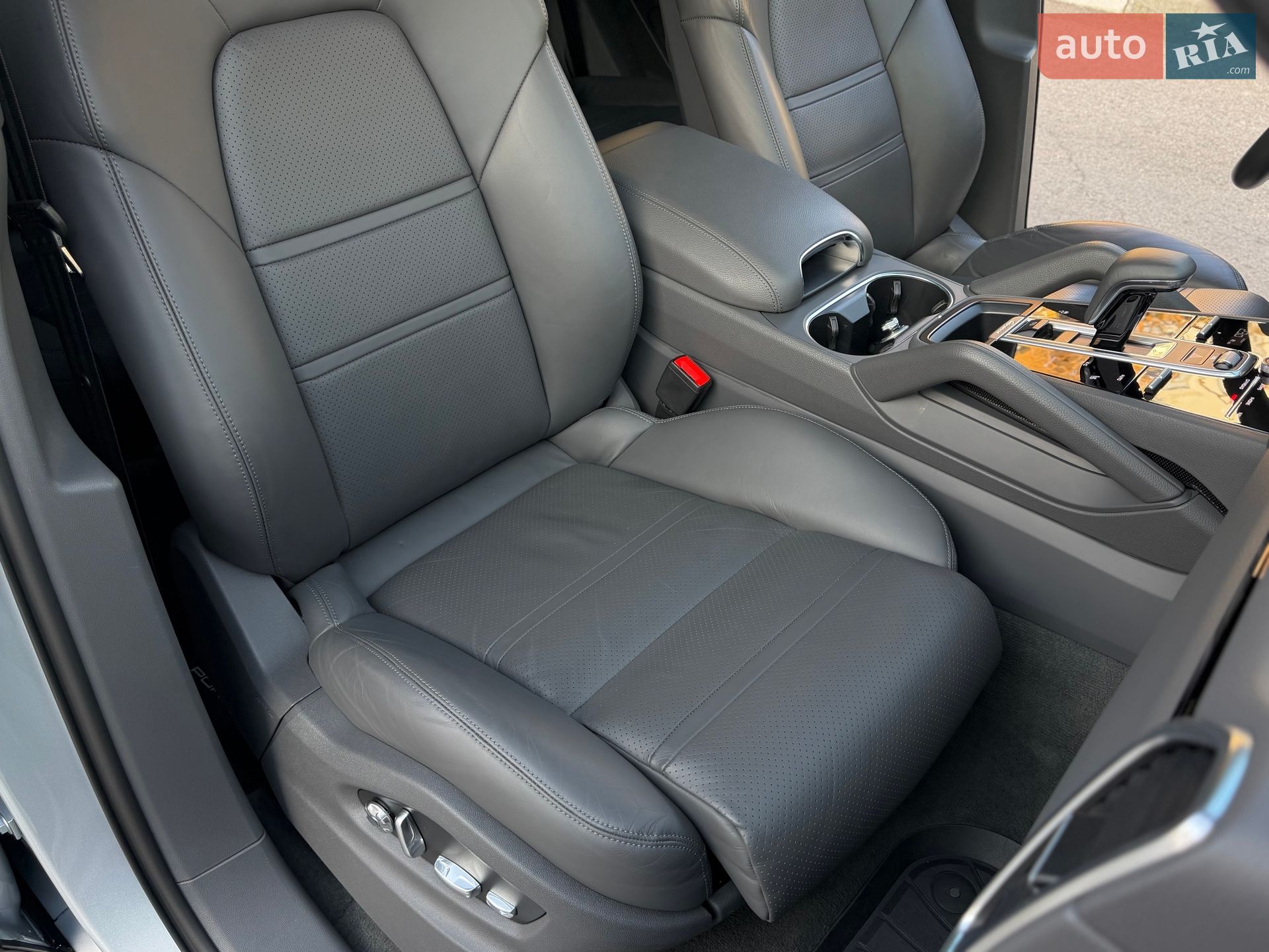 Porsche Cayenne 2018 VIN WP1AA2AYXKDA07985 фото оголошення 68 з 80